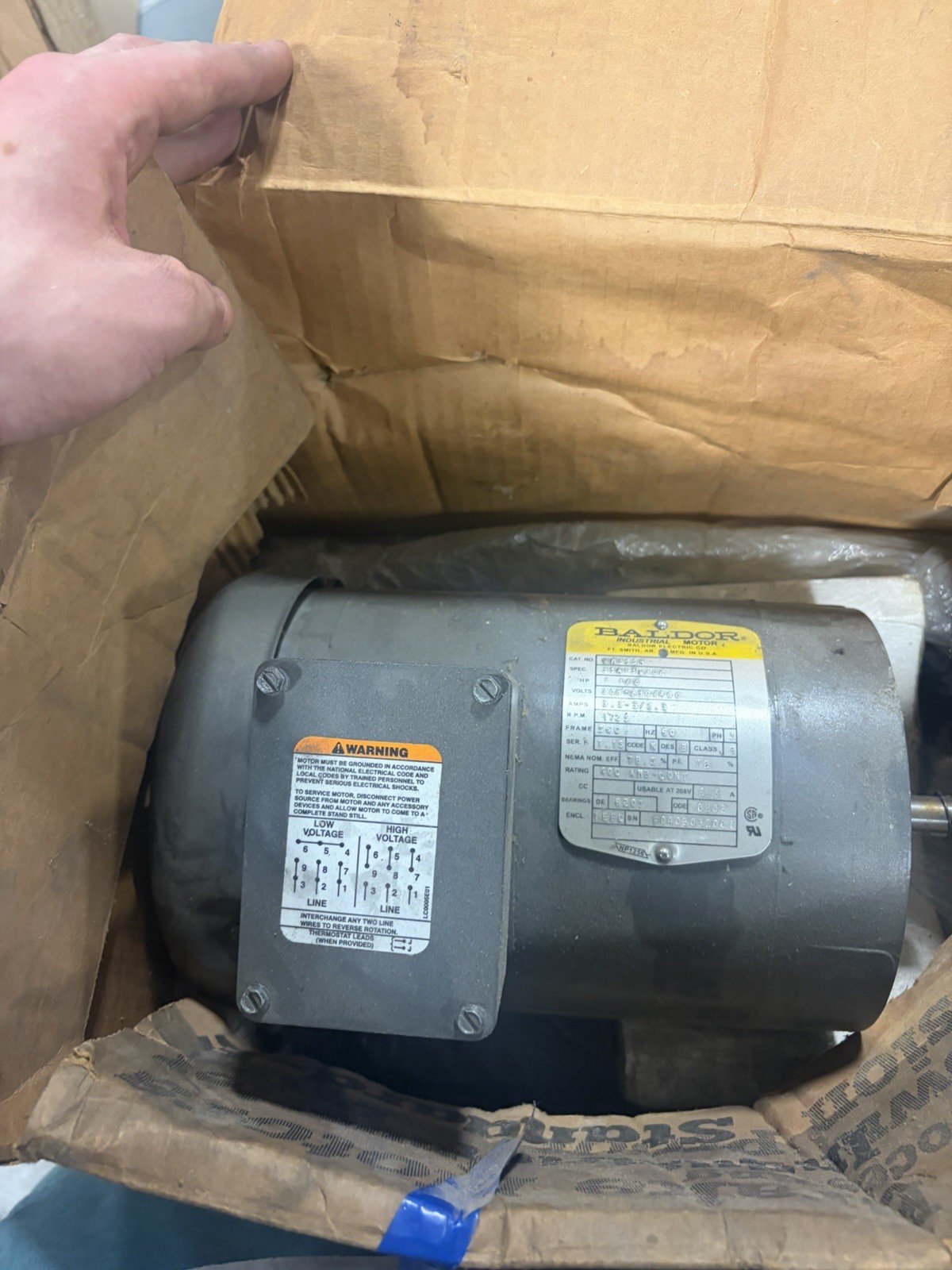 NEW VM3554 Baldor Industrial Motor 1-1/2 HP   230/460V 1725 RPM FR 56C 3 PH
