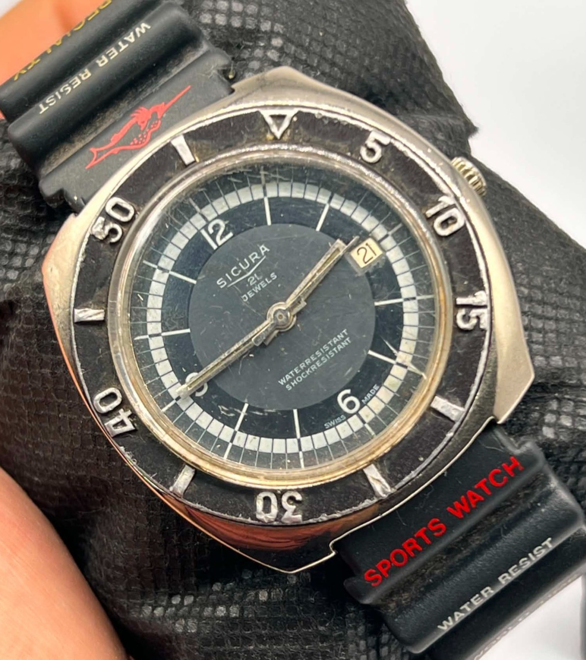 Vintage Sicura Submariner Diver Watch 21 Jewels Manual Wind 400 Vacuum Tested Vintage Sicura Submariner Diver Watch 21 Jewels Manual Wind 400 Vacuum Tested