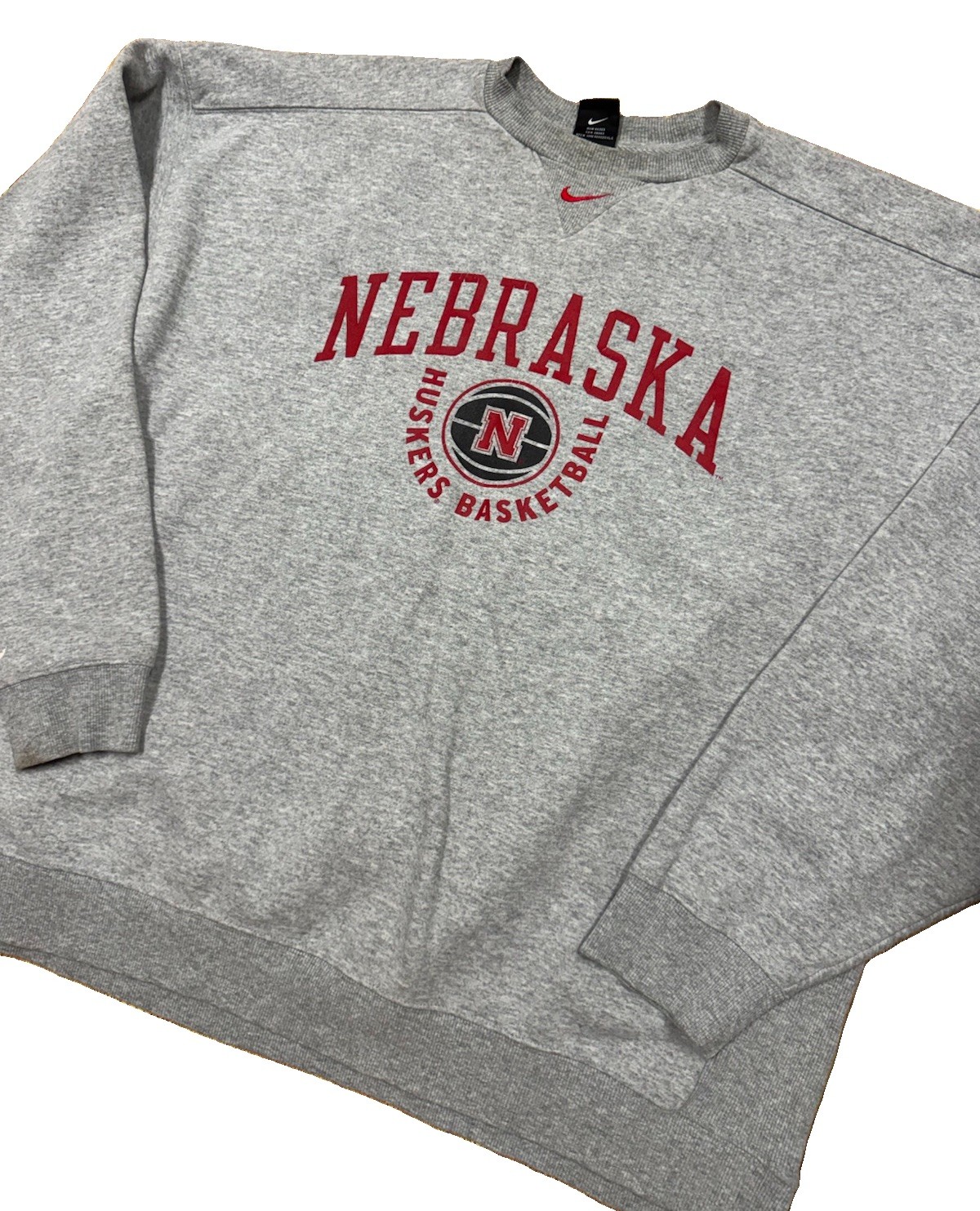 Vintage Nike Nebraska Huskers Basketball Center Swoosh Sweatshirt Men\'s XL