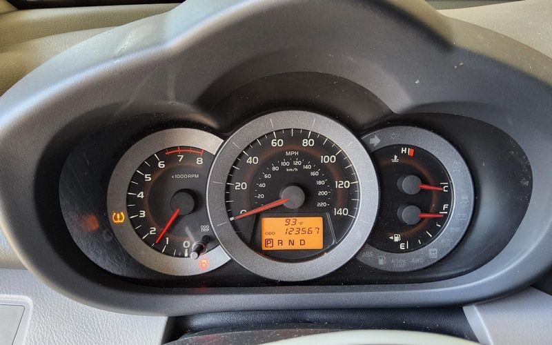 2010-2012 Toyota RAV4 Speedometer Instrument Cluster MPH 4 Cyl OEM