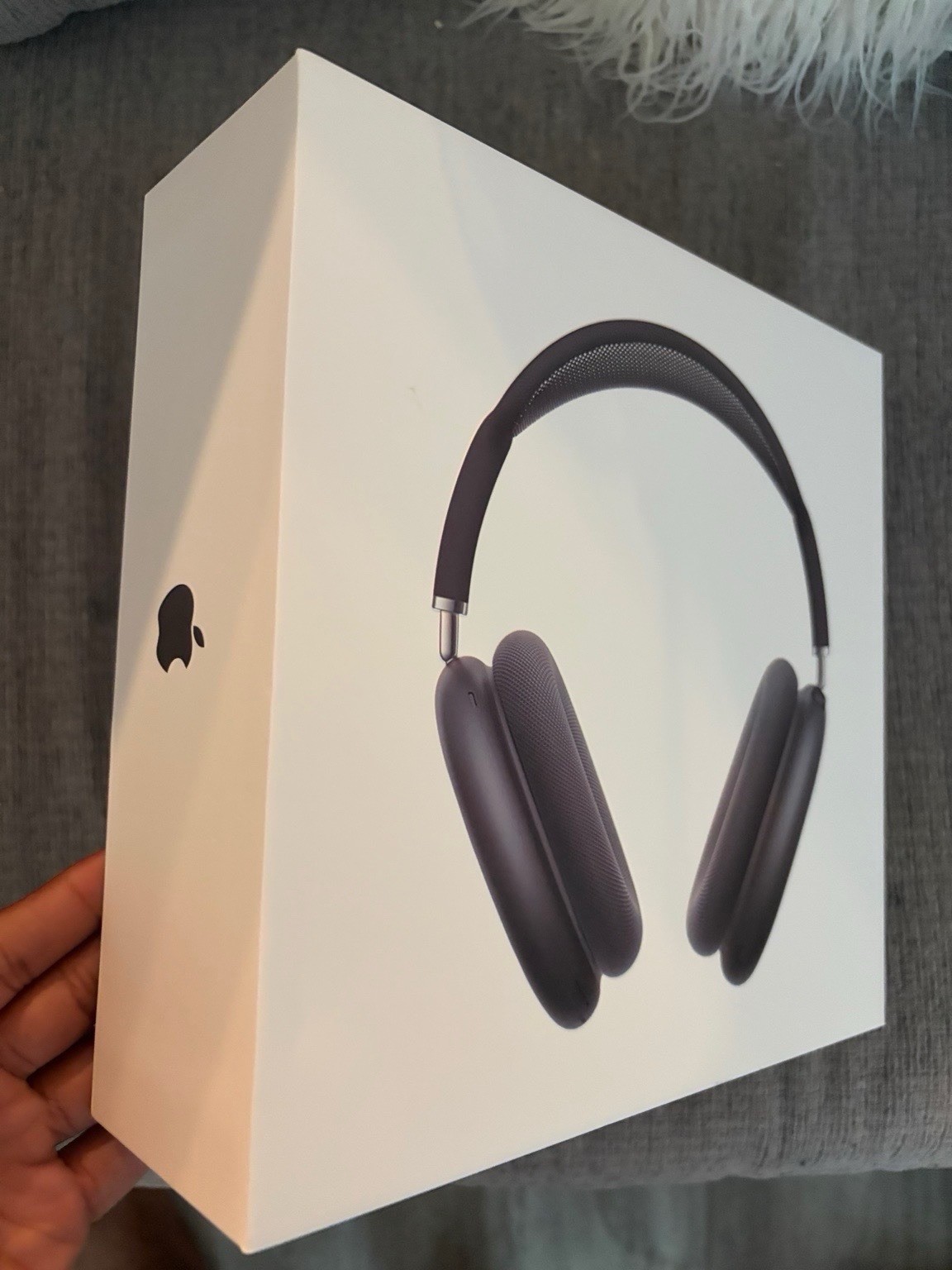 Apple AirPods Max USB C - Midnight with Carrying Case and Charger Apple AirPods Max USB C - Midnight with Carrying Case and Charger