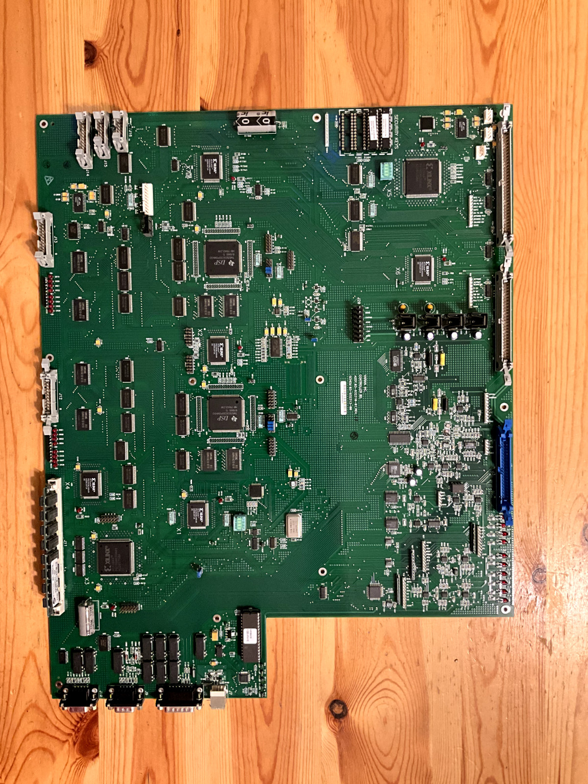 Varian Agilent Bruker 4000MS Controller Board 03-932310-01 Varian Agilent Bruker 4000MS Controller Board 03-932310-01