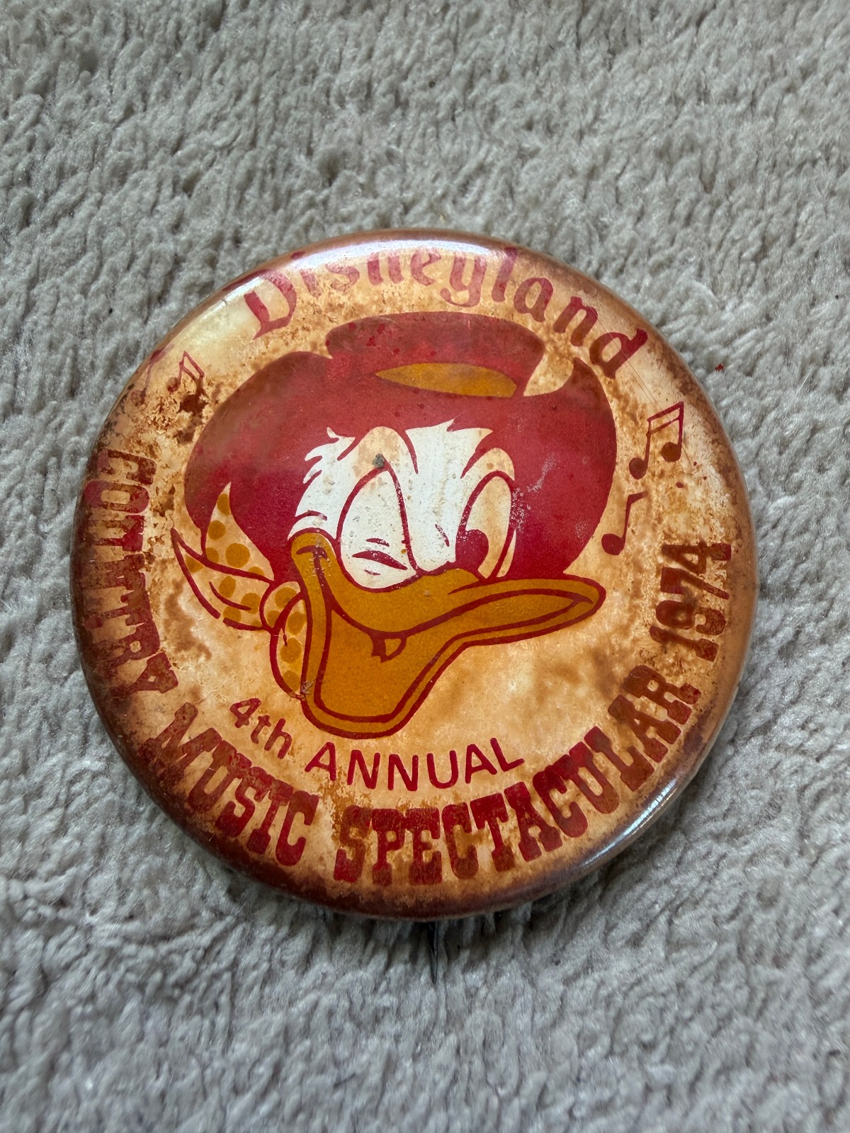 Rare 1974 Disneyland 4th Annual Country Spectacular Donald Duck Pin back Button