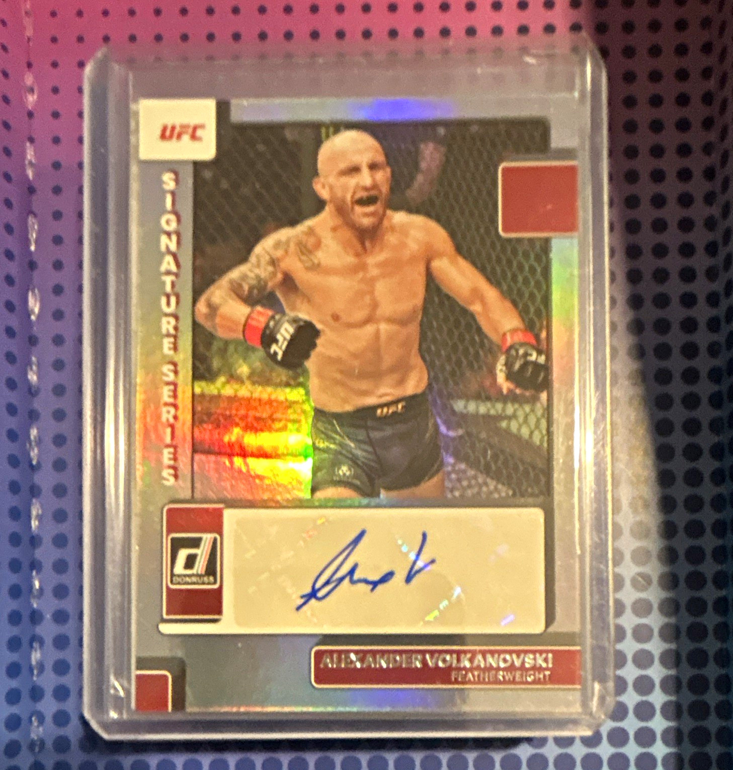 Panini 2023 Donruss UFC Alexander Volkanovski Signature Series Auto #SG-AVK