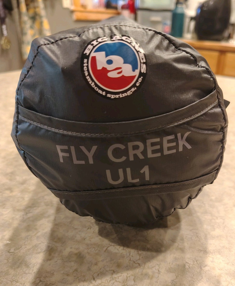 Big Agnes Fly Creek UL 1-Person Ultralight Tent Semi-Freestanding Big Agnes Fly Creek UL 1-Person Ultralight Tent Semi-Freestanding