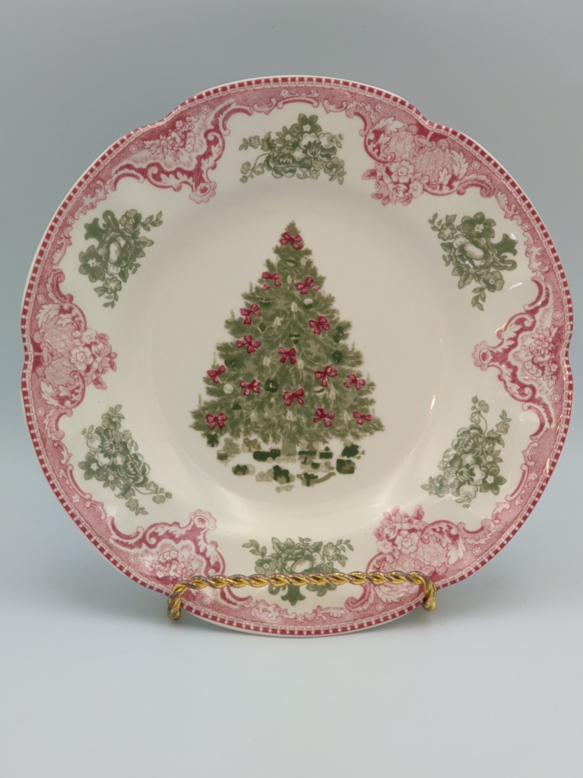 Rare Johnson Bros. Old Britain Castles Pink & Green Christmas 8.75\
