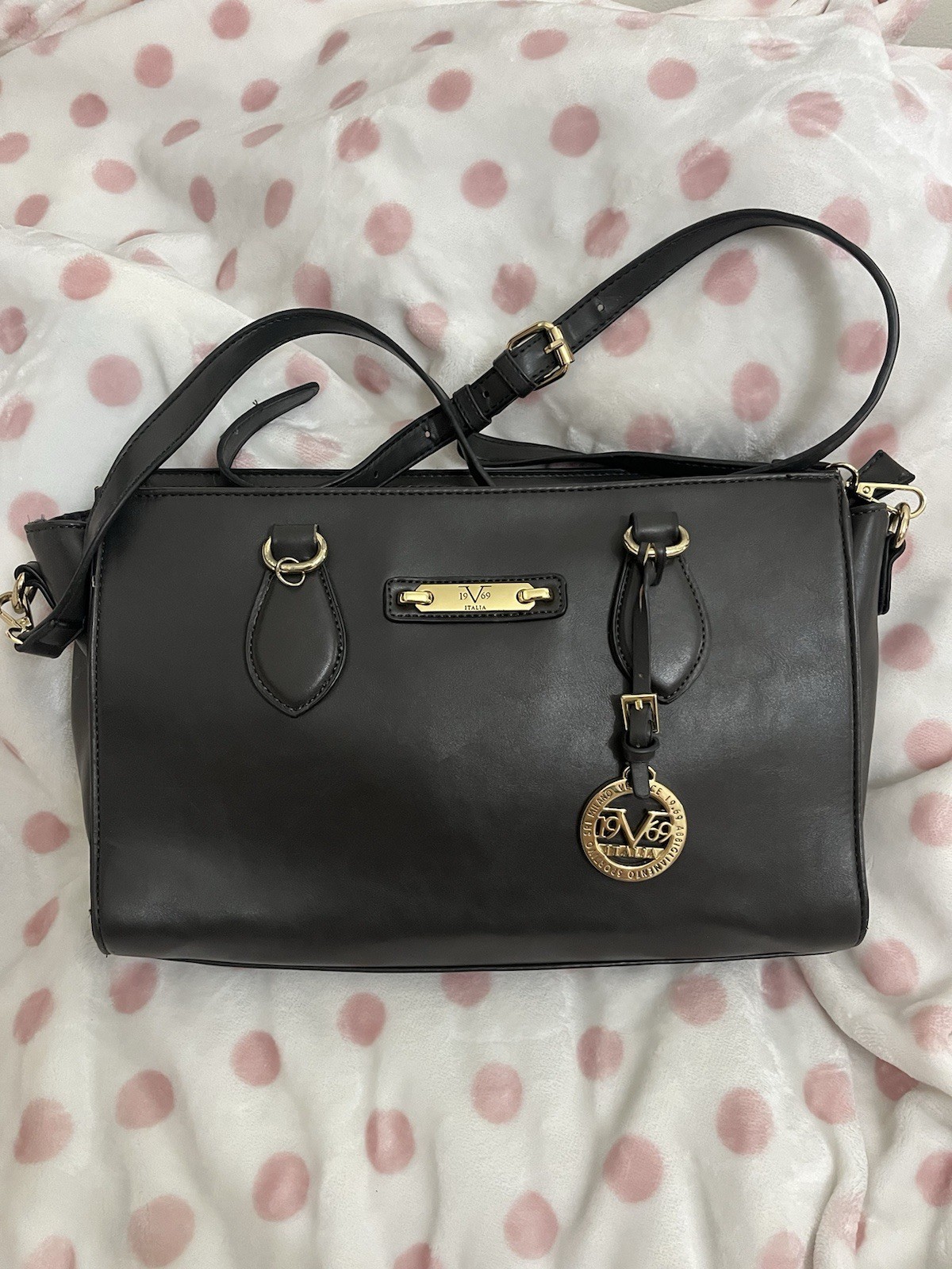 Vintage Versace 19v69 Abbigliamento Sportivo Srl Milano Italia Bag Crossbody Vintage Versace 19v69 Abbigliamento Sportivo Srl Milano Italia Bag Crossbody
