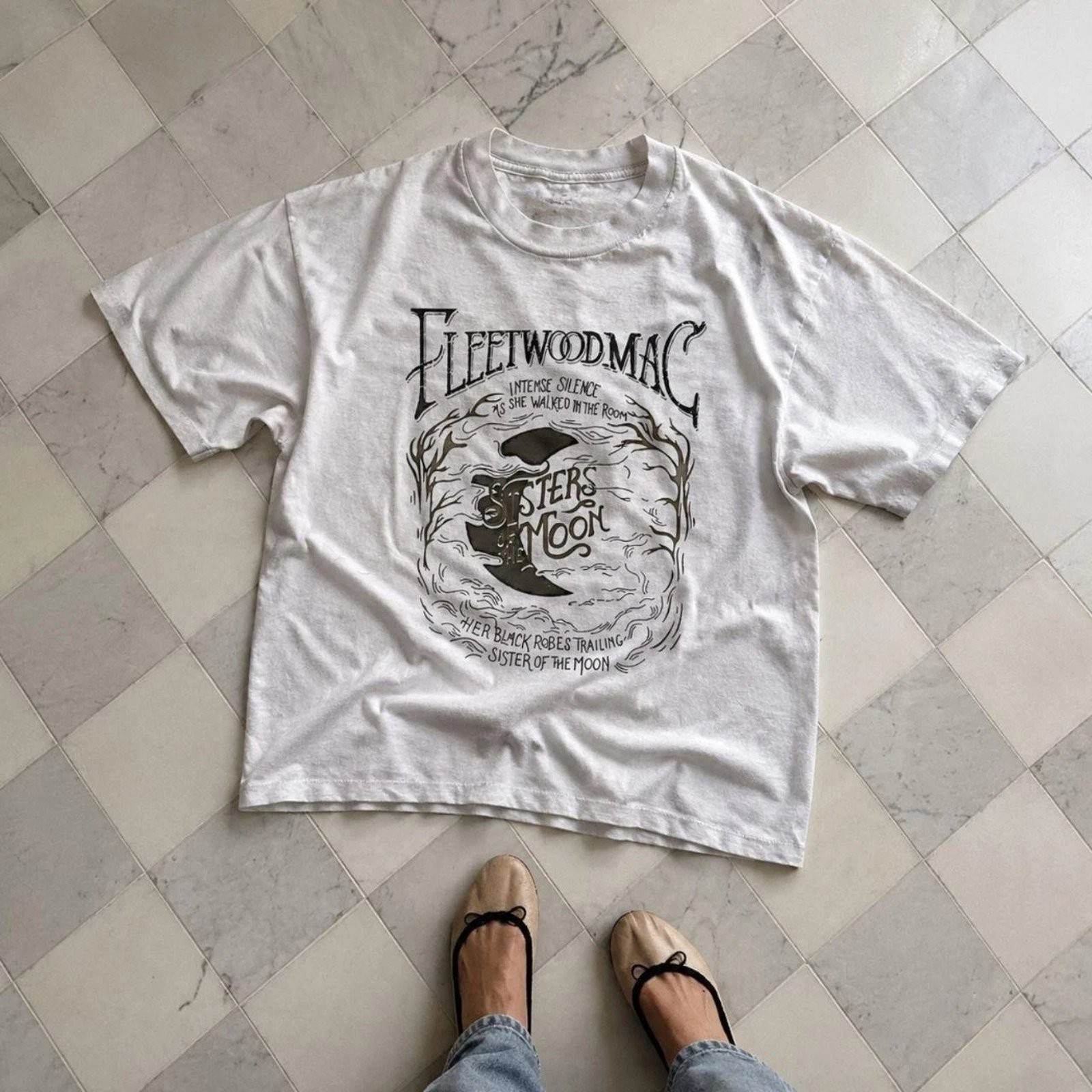 Vintage Fleetwood Mac Sisters Of The Moon White Graphic Tee Unisex Cotton