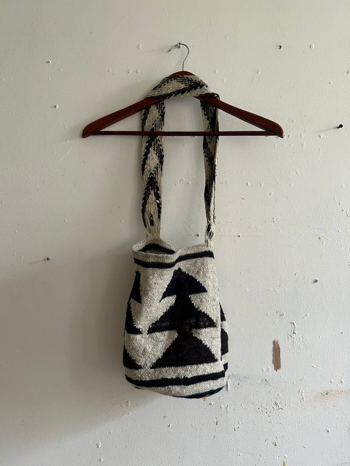Vintage Handwoven Textile Bucket Bag Geometric Tree Shoulder Bag Cream Brown