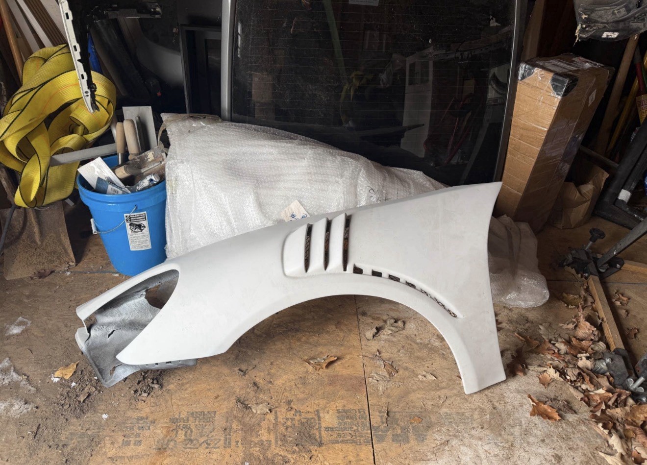 Porsche Cayman 981 13-16 GT3 style vented fender pair Porsche Cayman 981 13-16 GT3 style vented fender pair