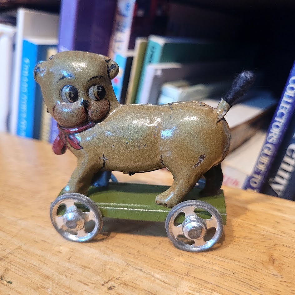 VINTAGE 1910\'s DISTLER TIN LITHO PULL TOY CHUBBY DOG PENNY TOY VINTAGE 1910\'s DISTLER TIN LITHO PULL TOY CHUBBY DOG PENNY TOY