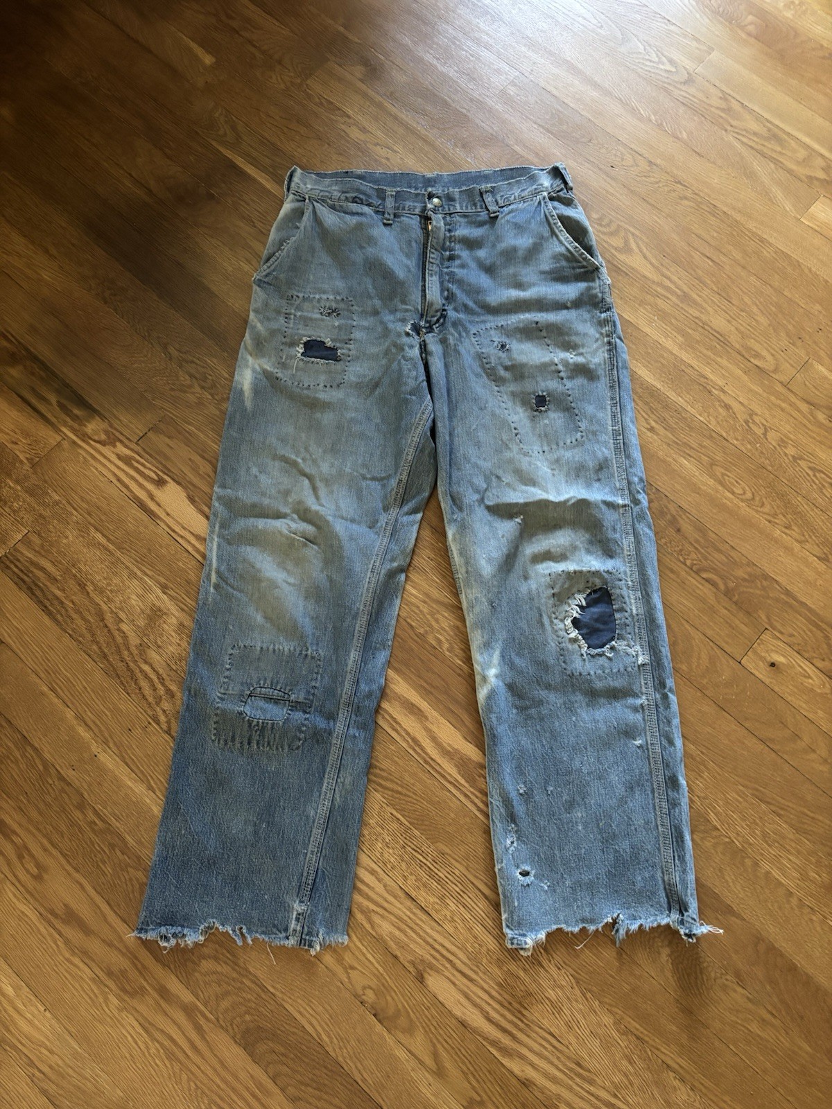 1960s Oshkosh Bgosh Thrashed Distressed Faded Repaired Carpenter Jeans 32x30