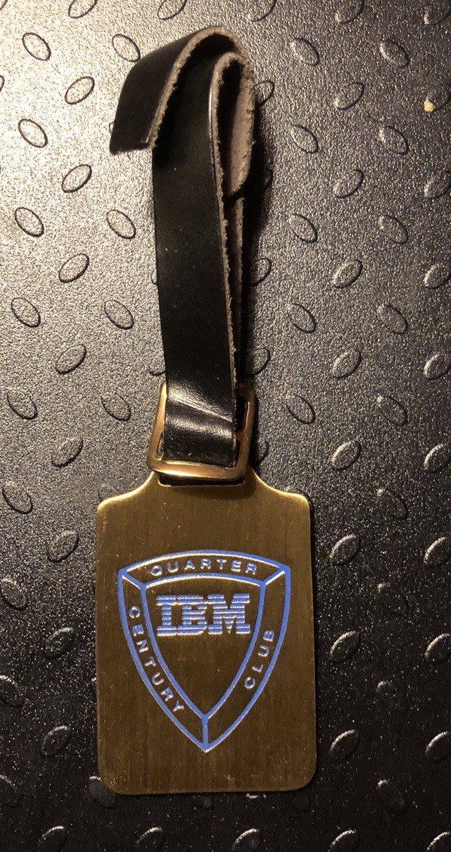 (Vintage) IBM Quarter Century Club Keychain (Vintage) IBM Quarter Century Club Keychain