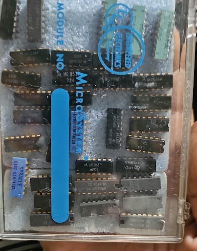Vintage 1969 EECO MicroSystem Engineering Clamshell Breadboard Field Test Case Vintage 1969 EECO MicroSystem Engineering Clamshell Breadboard Field Test Case