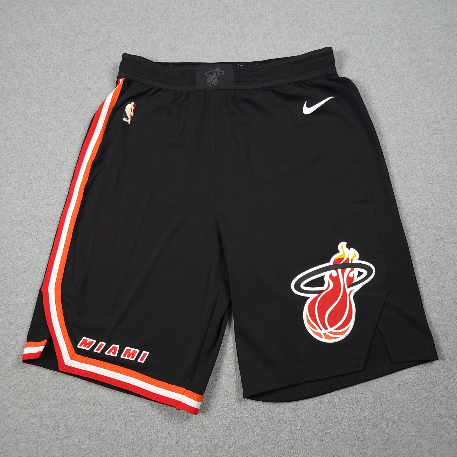 Miami Heat Shorts Men XL Nike NBA Authentic Classic Road Swingman Aeroswift Miami Heat Shorts Men XL Nike NBA Authentic Classic Road Swingman Aeroswift