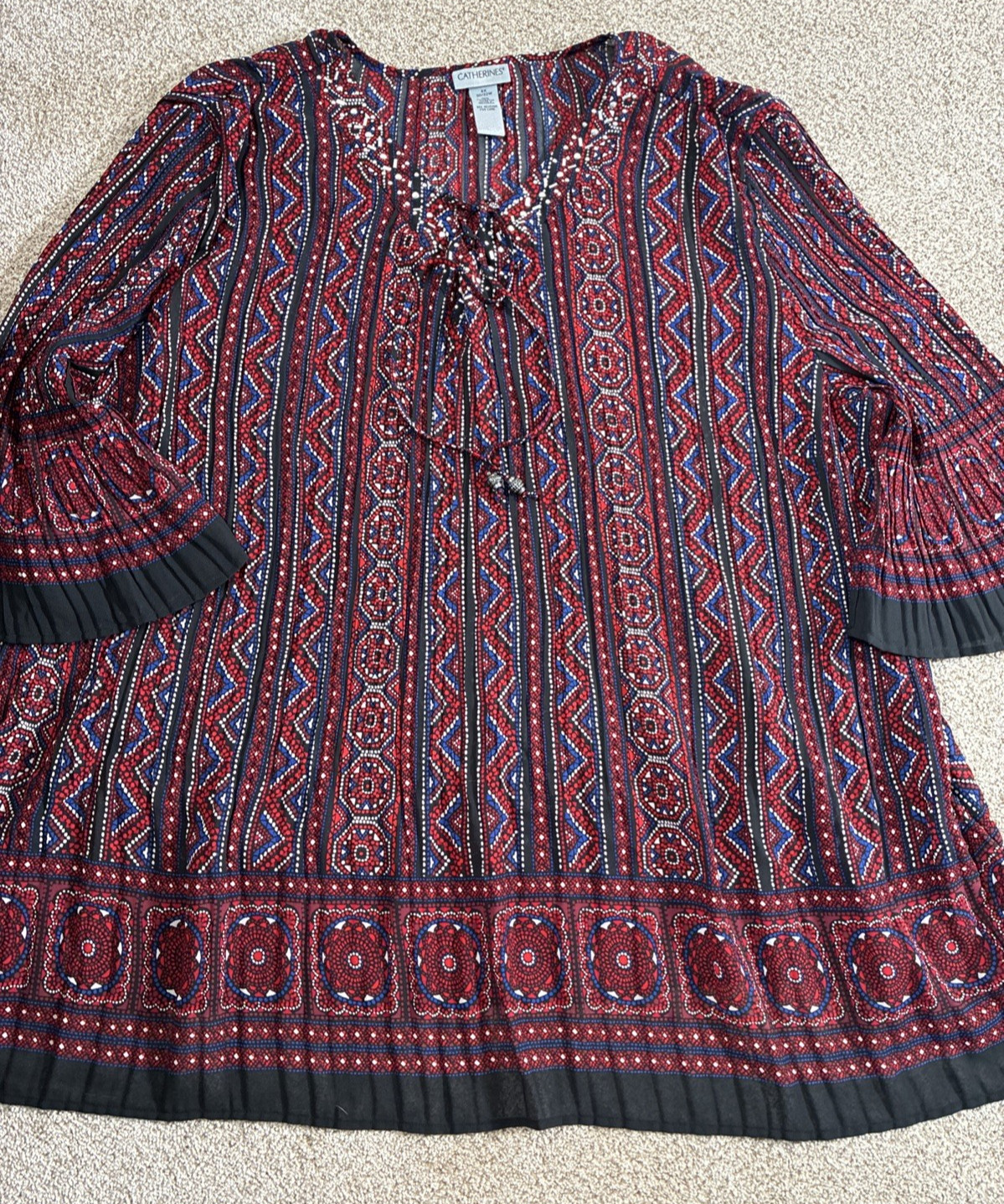 Catherines Black Red Print Flowy 3/4 SLV Tunic Top Plus 4X Crinkle Pleat EUC Catherines Black Red Print Flowy 3/4 SLV Tunic Top Plus 4X Crinkle Pleat EUC