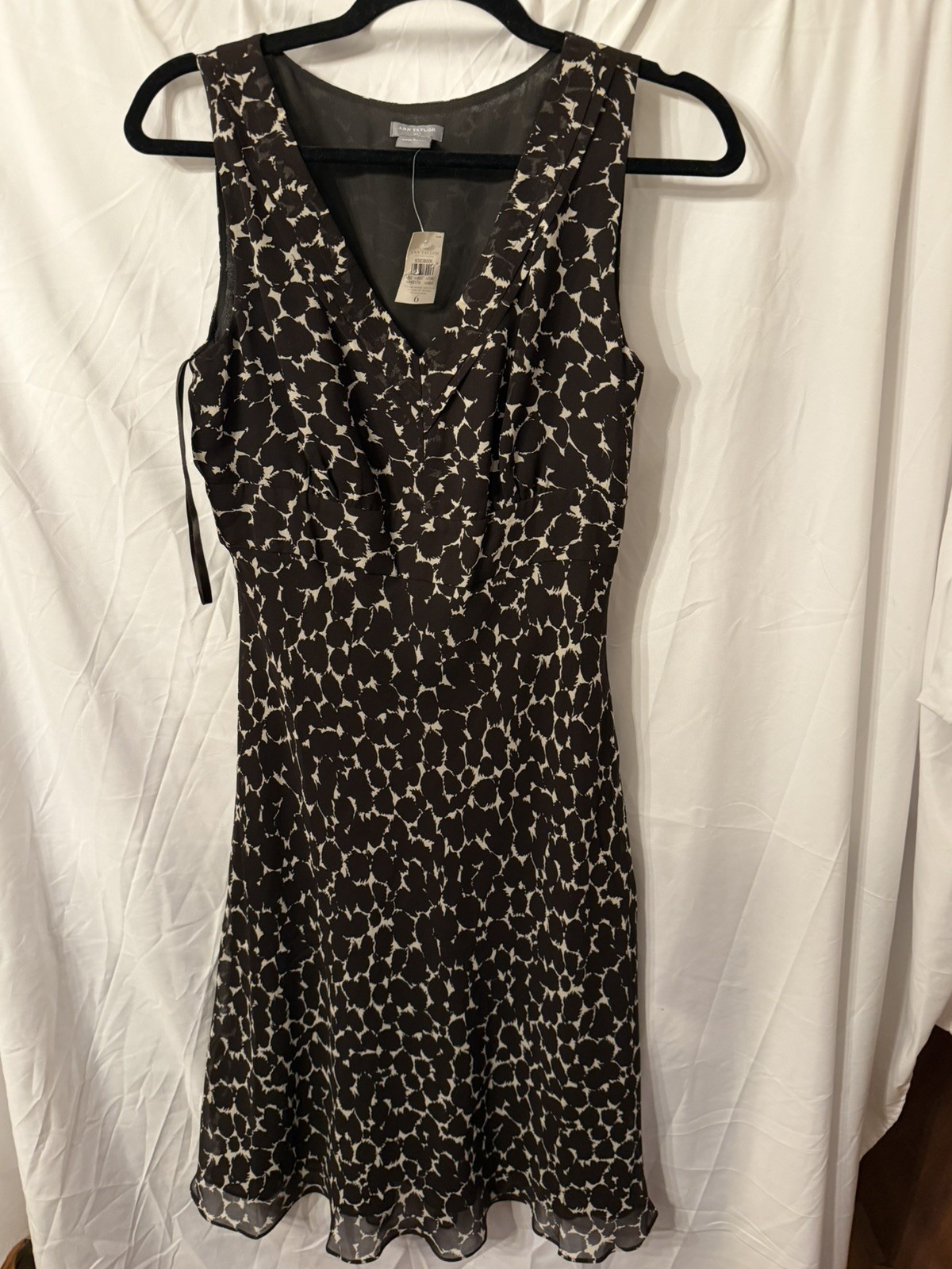 NWT Women’s Silk Dress Ann Taylor Sheath Brown Tan Print Sleeveless 6 