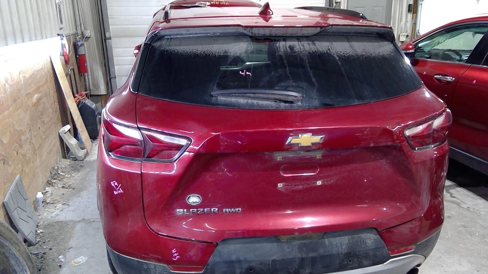 Used Deck Lid fits: 2020 Chevrolet Blazer w/o full video display privacy tint op Used Deck Lid fits: 2020 Chevrolet Blazer w/o full video display privacy tint op