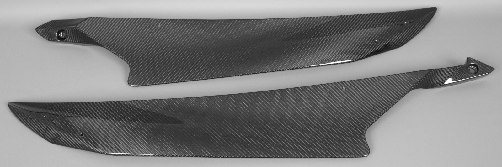 2006-2007 Yamaha R6 Mid Side Fairings - 100% Carbon Fiber 2006-2007 Yamaha R6 Mid Side Fairings - 100% Carbon Fiber