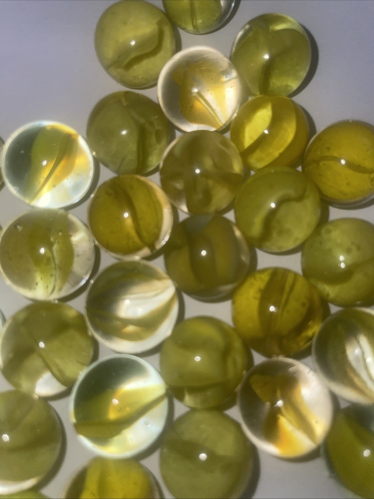 Vitro Agate Yellow Cats Eye Lot Of 36 Vitro Agate Yellow Cats Eye Lot Of 36