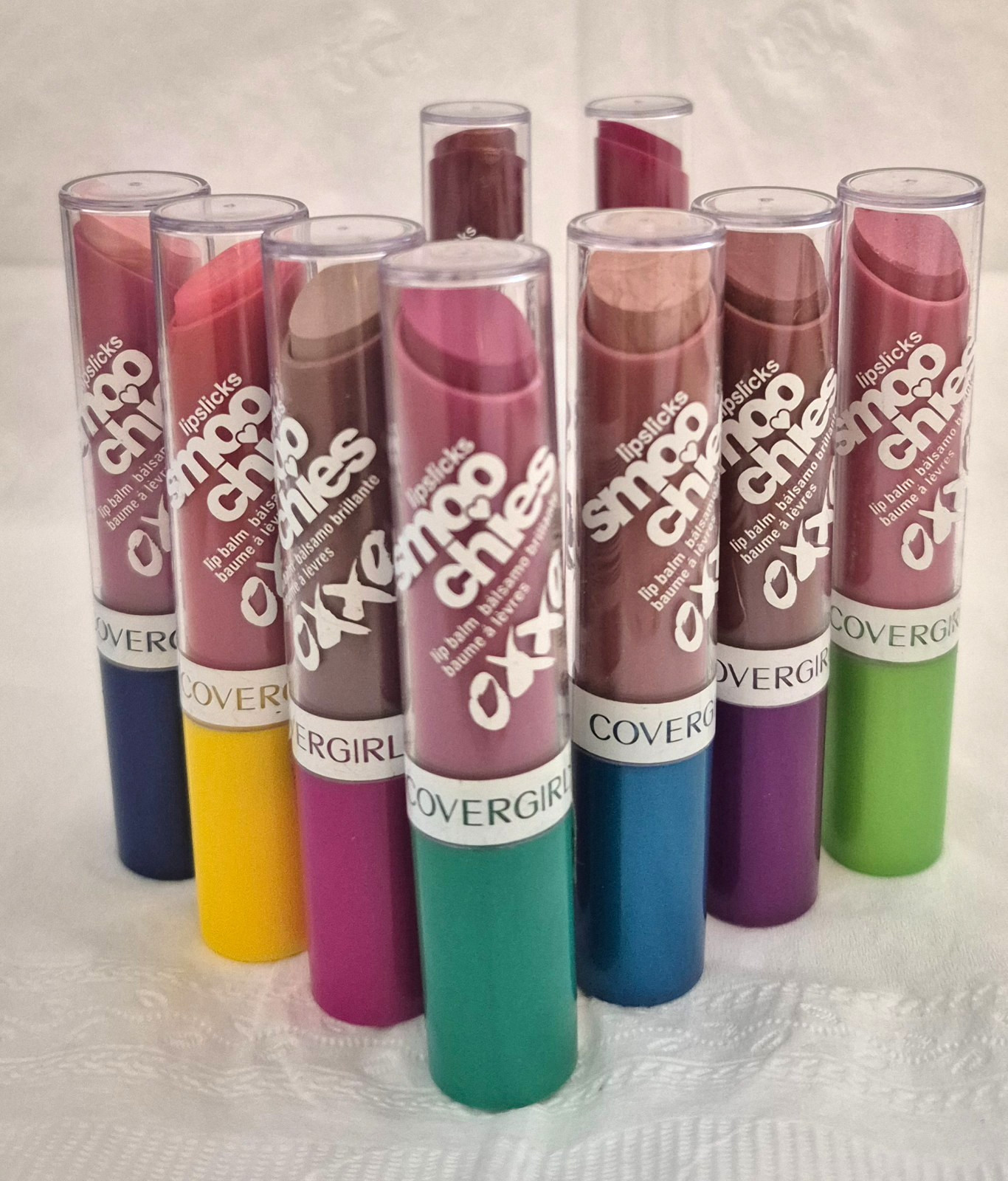 One(1) CoverGirl SMOOCHIES Lip Balm OXXO, You Choose
