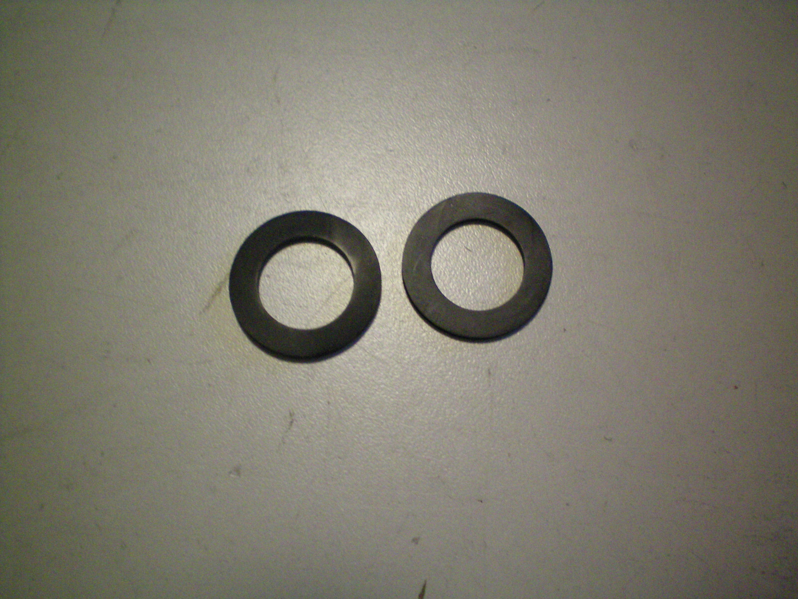 EVINRUDE/JOHNSON/OMC QUANTITY TWO OF #329319 THERMOSTAT GASKETS, FREE FREIGHT EVINRUDE/JOHNSON/OMC QUANTITY TWO OF #329319 THERMOSTAT GASKETS, FREE FREIGHT