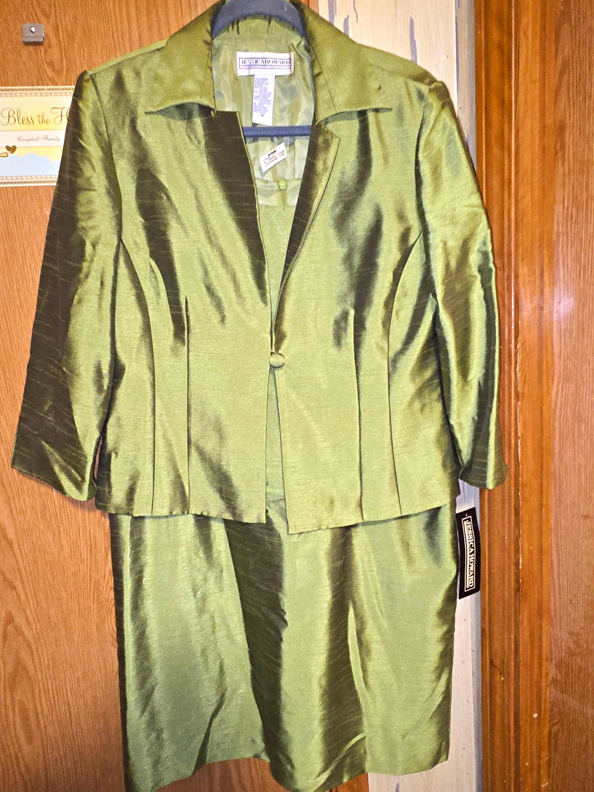 Jessica Howard 2-Piece Olive Satin Dress Suit Jacket Set Women’s Size 14