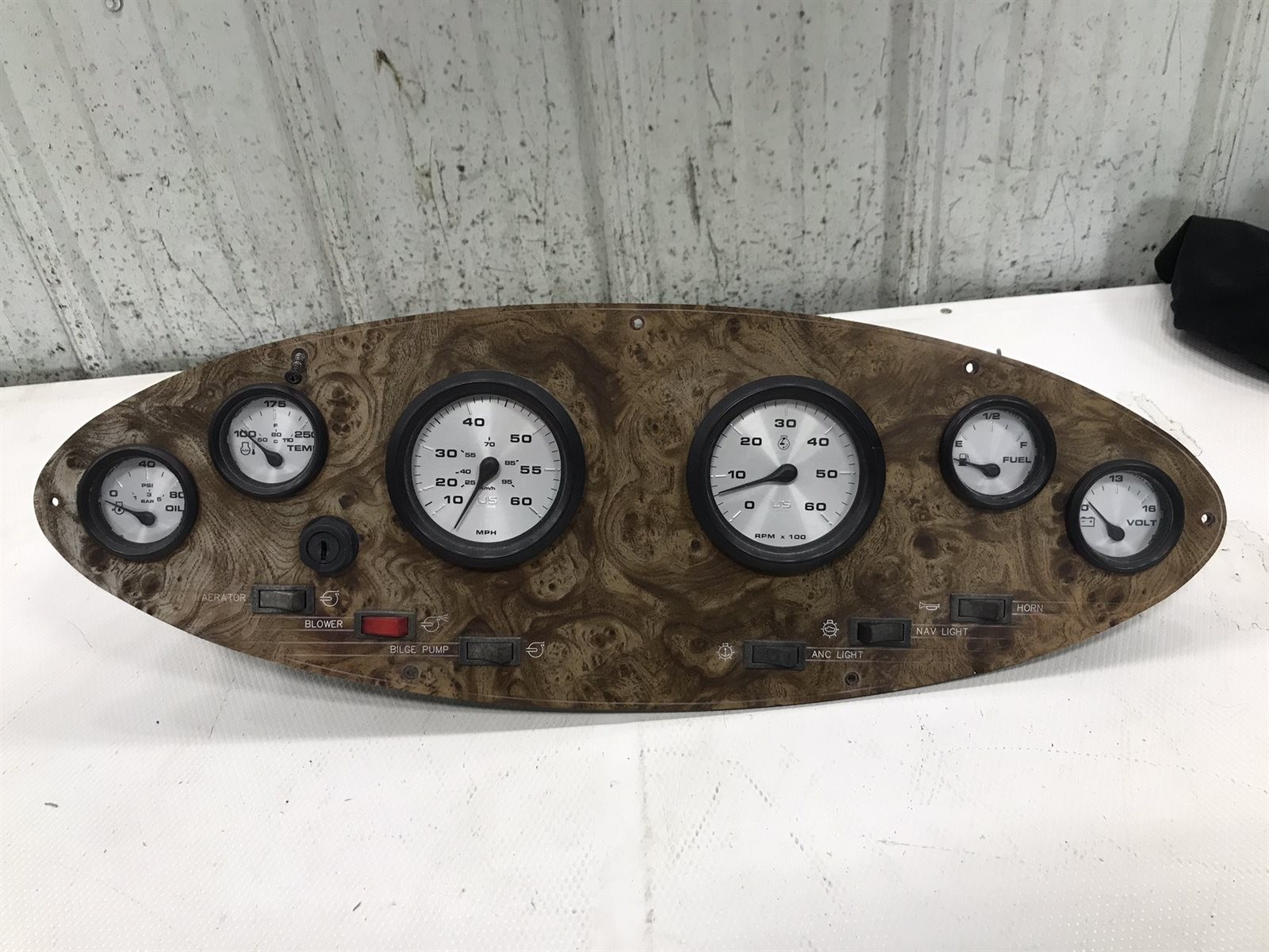 00 Bayliner Capri Boat dash gauge panel gauges tachometer speedometer