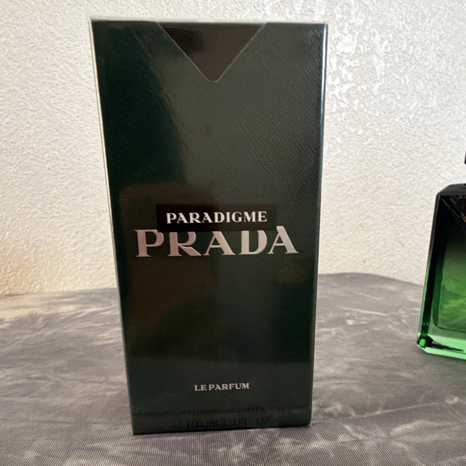 PRADA Paradoxe Le Parfum Spray 3.0 fl oz Refillable Regular Size PRADA Paradoxe Le Parfum Spray 3.0 fl oz Refillable Regular Size