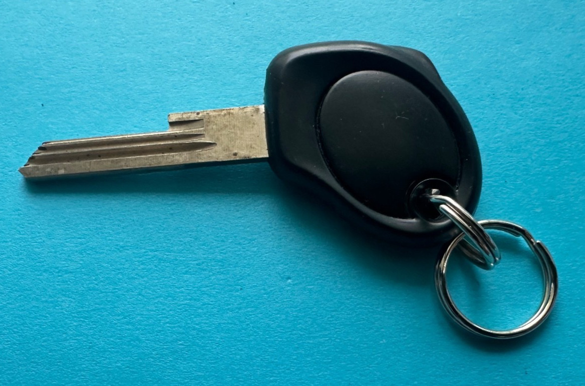OEM 1995-2001 BENTLEY ROLLS ROYCE GENUINE VALET KEY FOB BLANK & TRANSPONDER CHIP