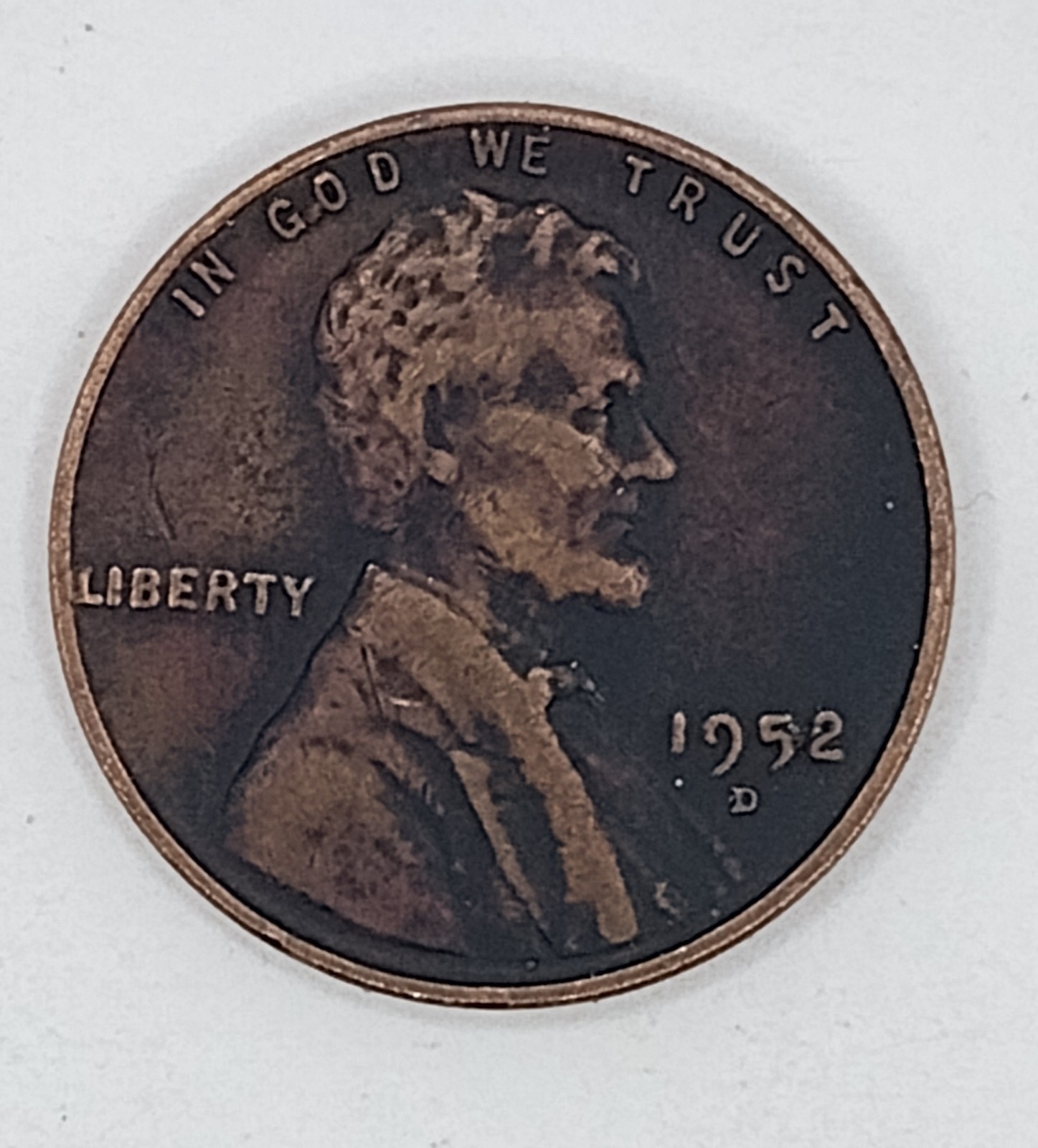 1952d Lincoln Wheat Cent With  Beautiful Black Patina That Collectors Dream Of..