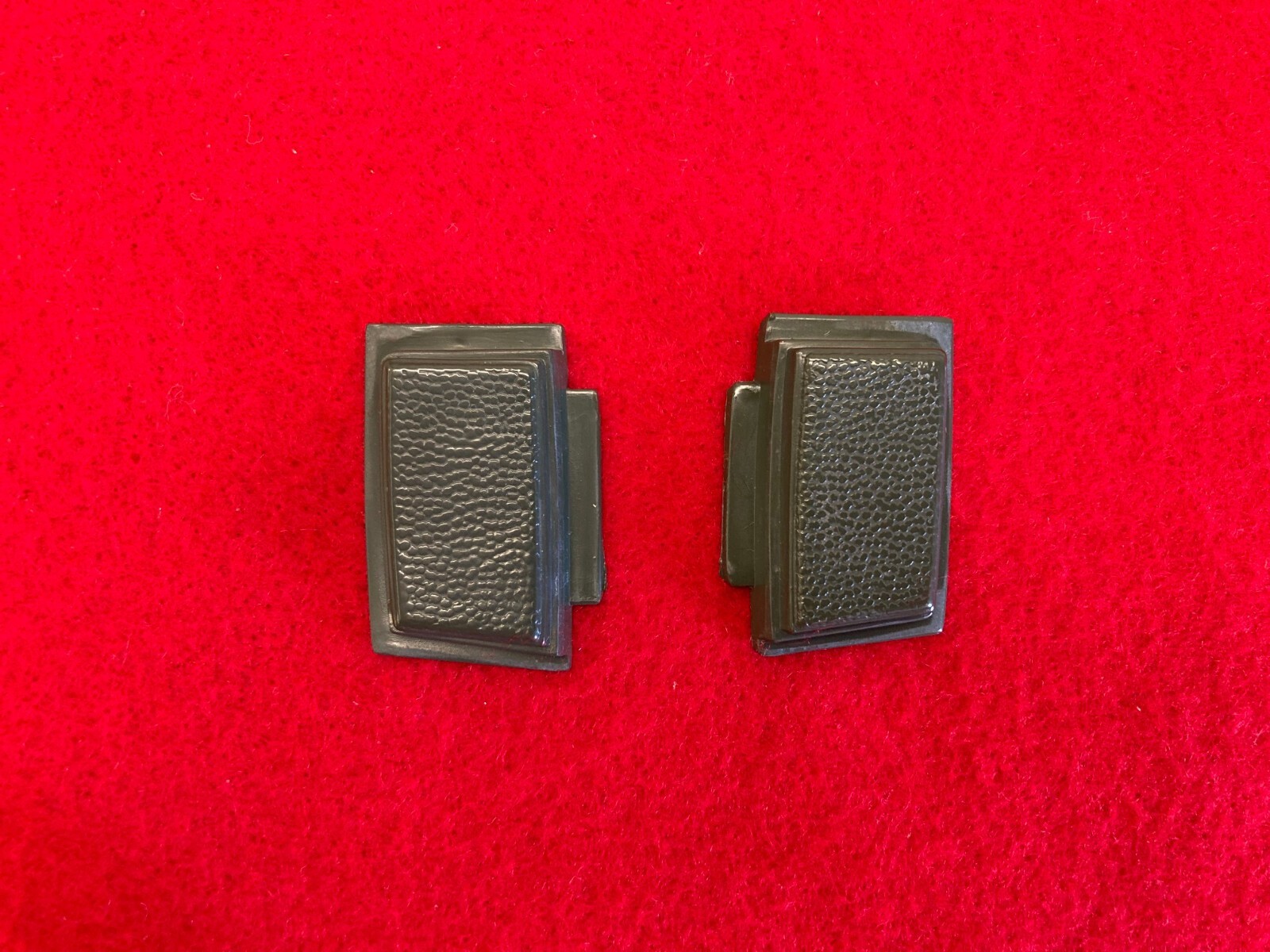 OEM GM 1969 1970 Camaro Chevelle Nova Impala Dark Green Horn Buttons 753 754 OEM GM 1969 1970 Camaro Chevelle Nova Impala Dark Green Horn Buttons 753 754