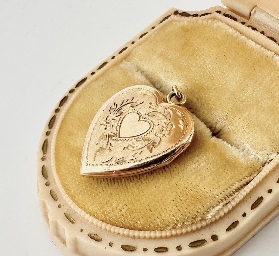 VTG Antique 10k Yellow Gold Heart Locket Pendant Signed 2.9G Photo Estate Read