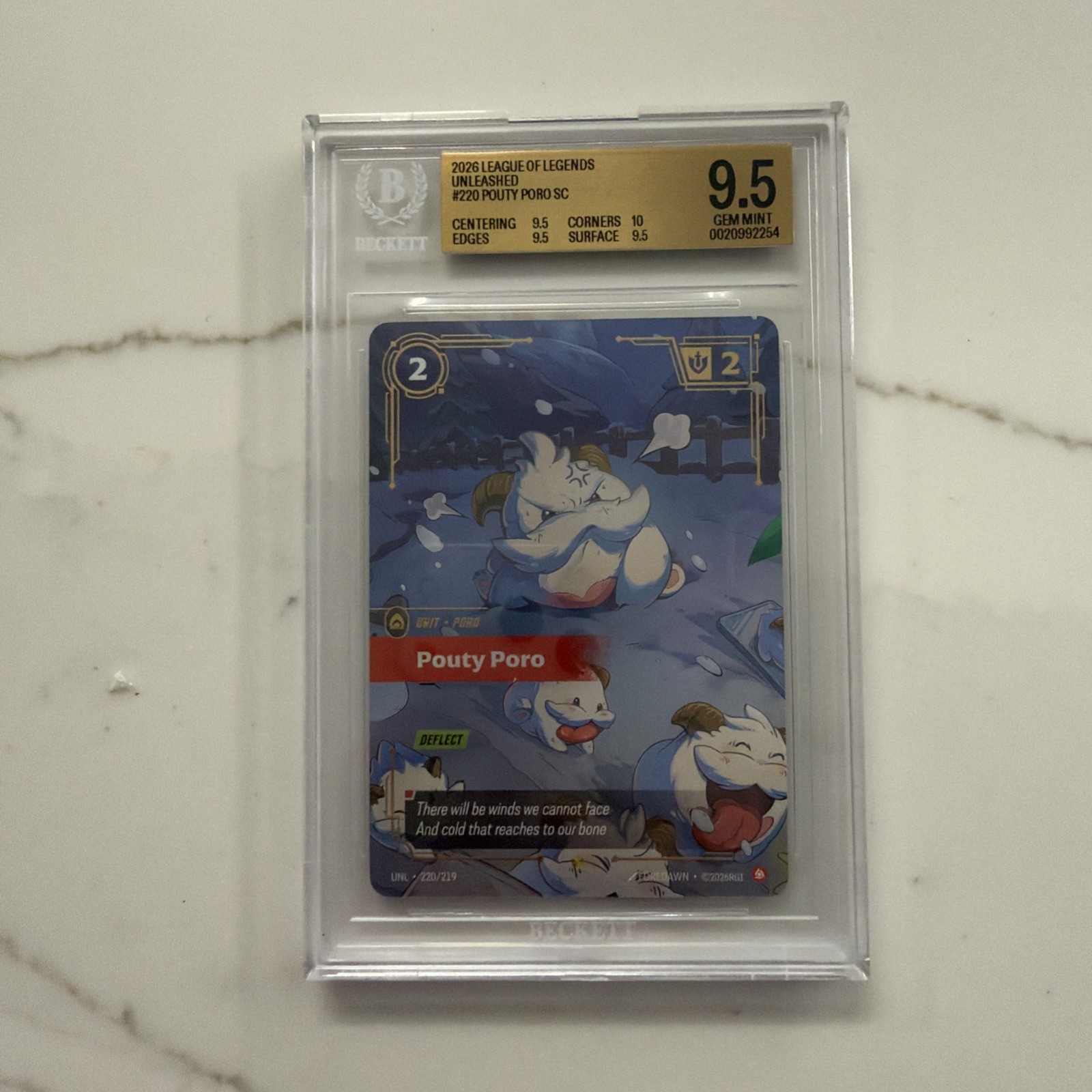 Riot Games Riftbound Pouty Poro 220/219 Foil EN BGS 9.5 Riot Games Riftbound Pouty Poro 220/219 Foil EN BGS 9.5