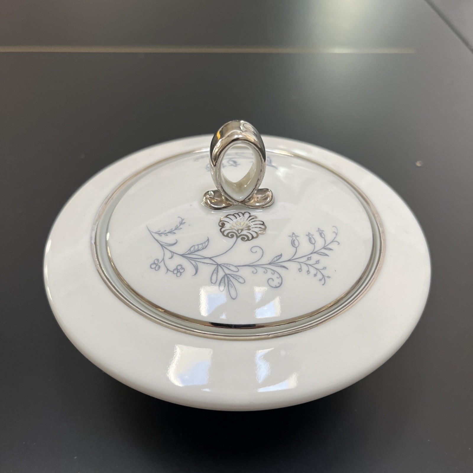 Bavarian  Pasco  TIRSCHENREUTH Enchanting Sugar Bowl 5” Vintage Germany