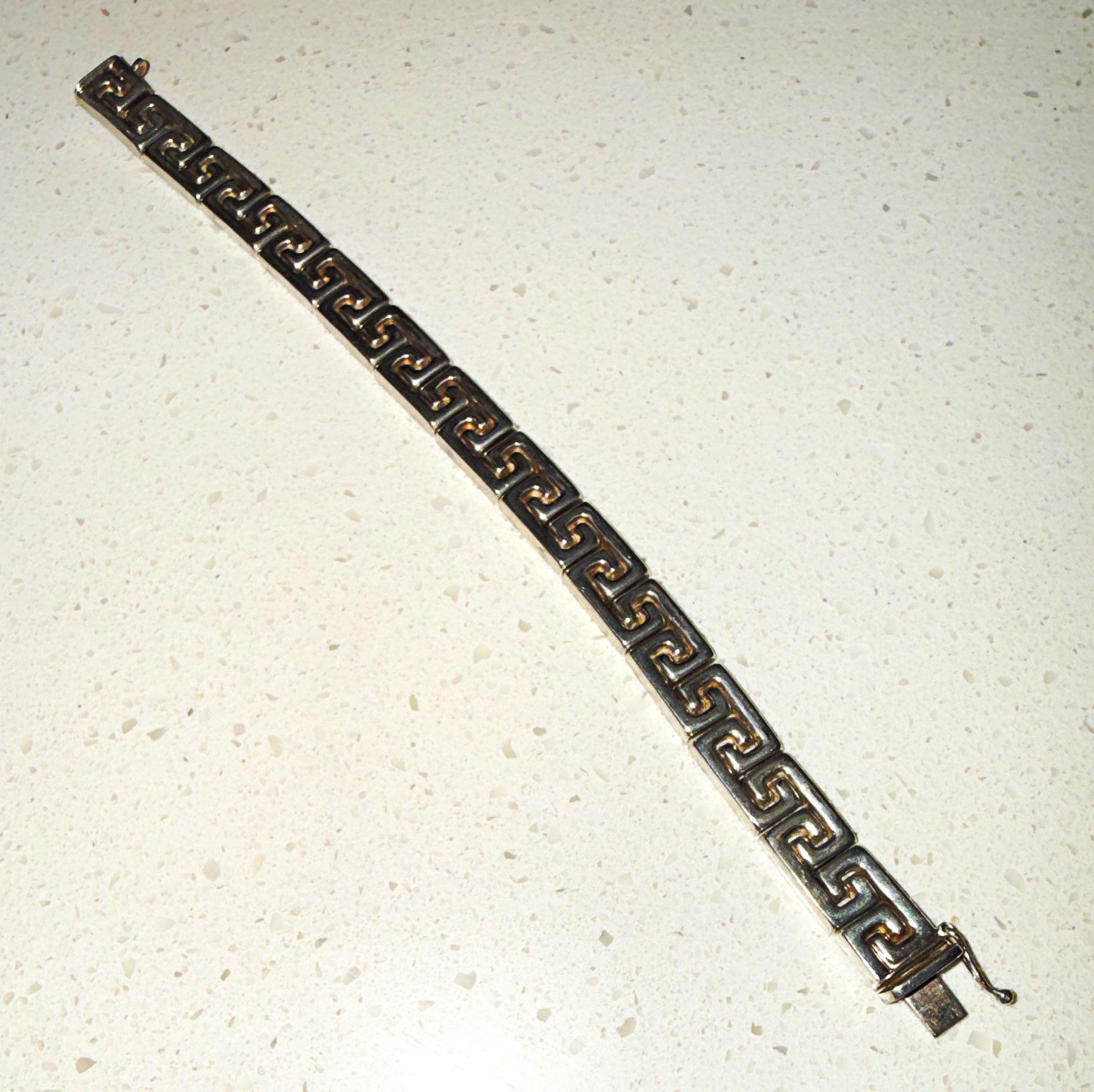 Sterling silver bracelet, very unique style 925