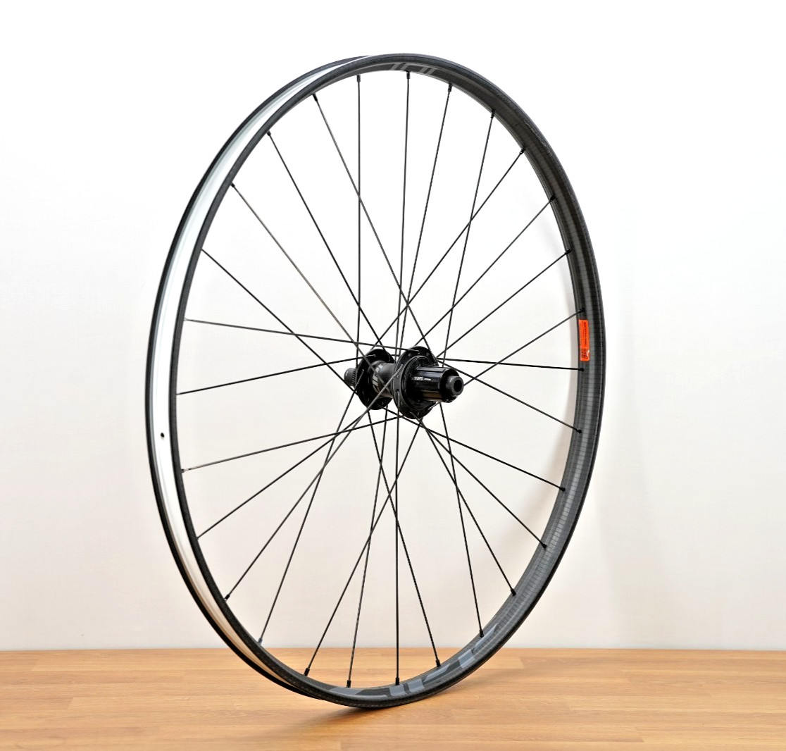ZIPP XPLR 101 Carbon Rear Wheel - 700c - 12x142mm - HG - NEW ZIPP XPLR 101 Carbon Rear Wheel - 700c - 12x142mm - HG - NEW
