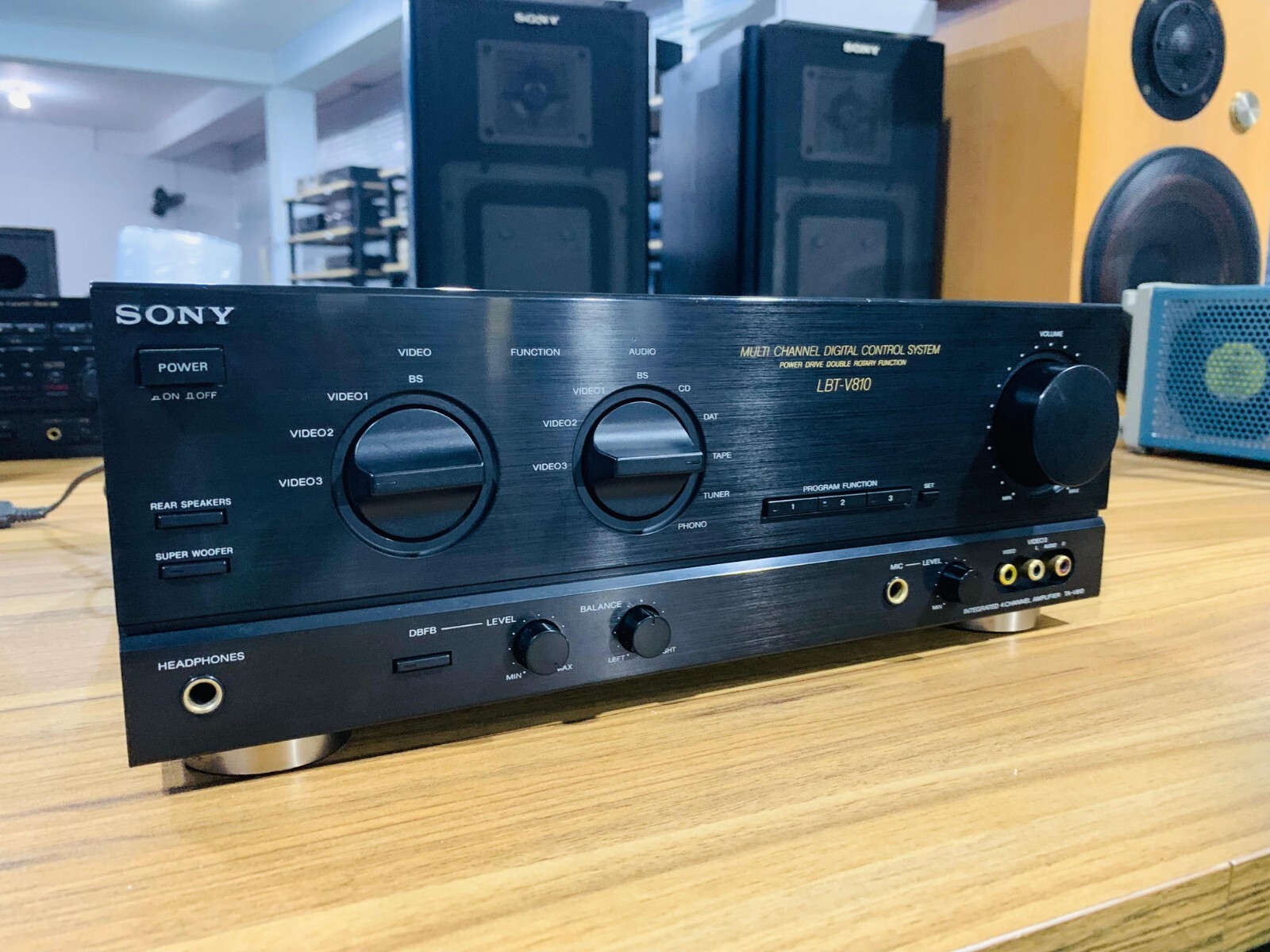 Sony LBT-V810 Stereo audio power  amplifier for HiFi system