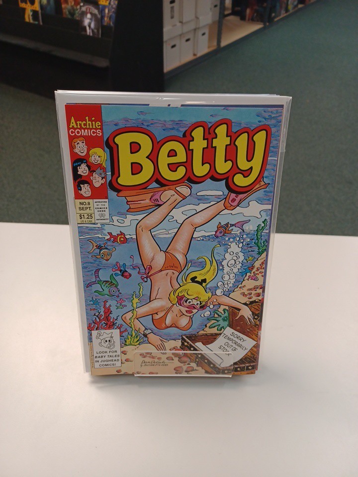 BETTY #8 NM- 9.2 CLASSIC DAN DECARLO COVER ART 1993