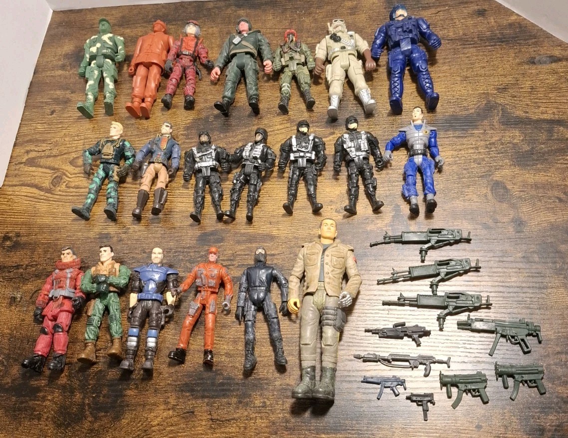 Lanard Chap Mei & Others Action Figure Army Lot 23 Figurines Plus Guns Lanard Chap Mei & Others Action Figure Army Lot 23 Figurines Plus Guns