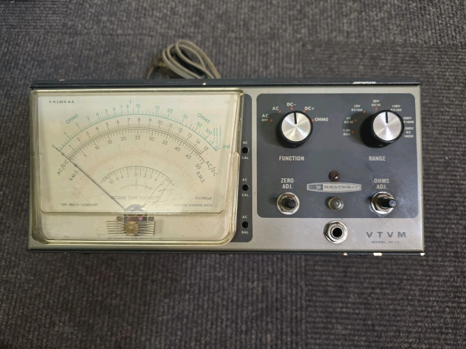 *TESTED Vintage Heathkit IM-13 VTVM Vacuum Tube Voltmeter Analog 0-1500V AC/DC
