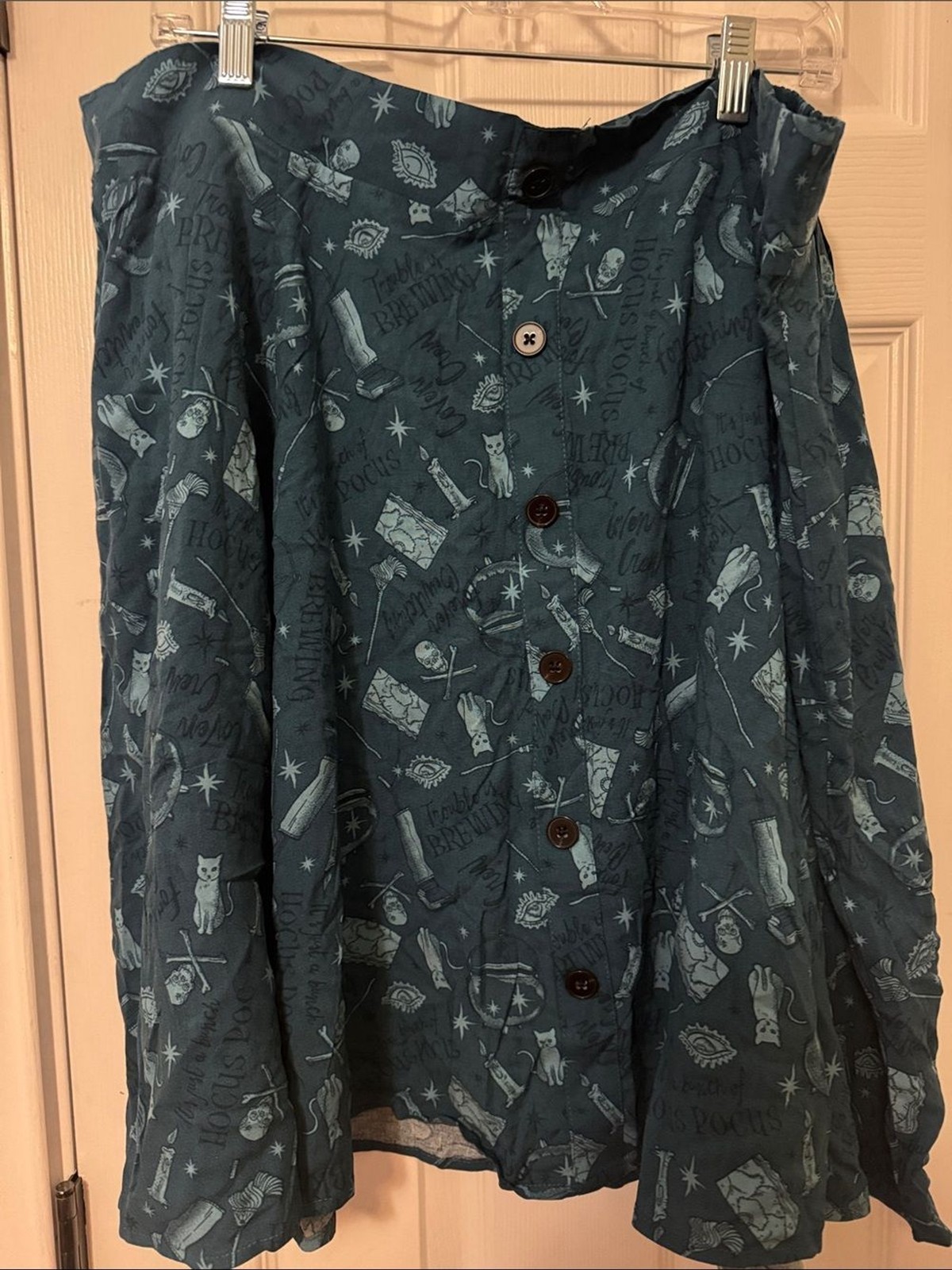 NWT Hocus Pocus by Torrid skirt, Torrid sz.3 NWT Hocus Pocus by Torrid skirt, Torrid sz.3