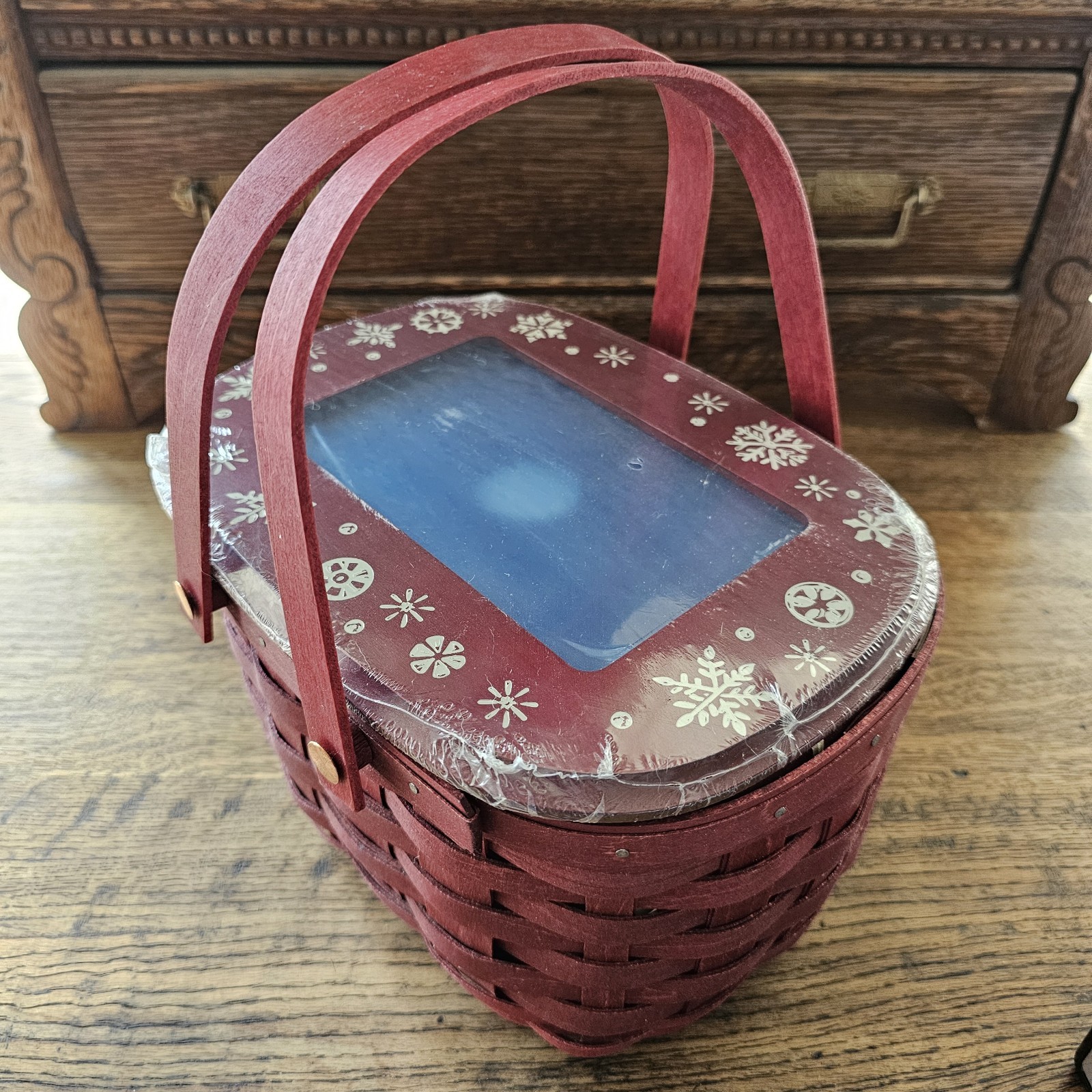 Longaberger RARE 2010 Holiday Memories Red Picture Basket With Liner & Protector Longaberger RARE 2010 Holiday Memories Red Picture Basket With Liner & Protector