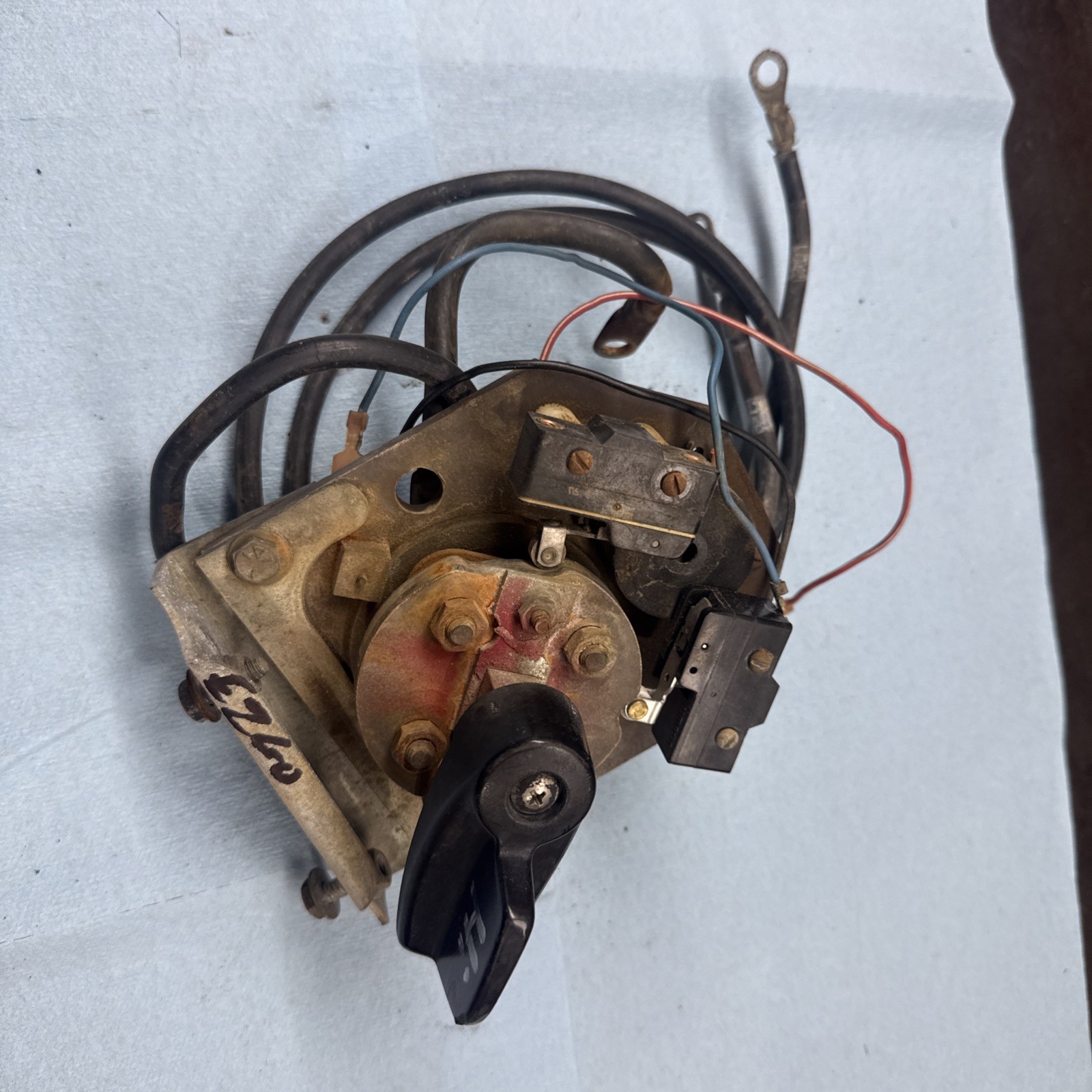 1980 - 1990’s Vintage Ezgo Golf Cart Medalist 36v Motor Reverse Polarity Switch 1980 - 1990’s Vintage Ezgo Golf Cart Medalist 36v Motor Reverse Polarity Switch