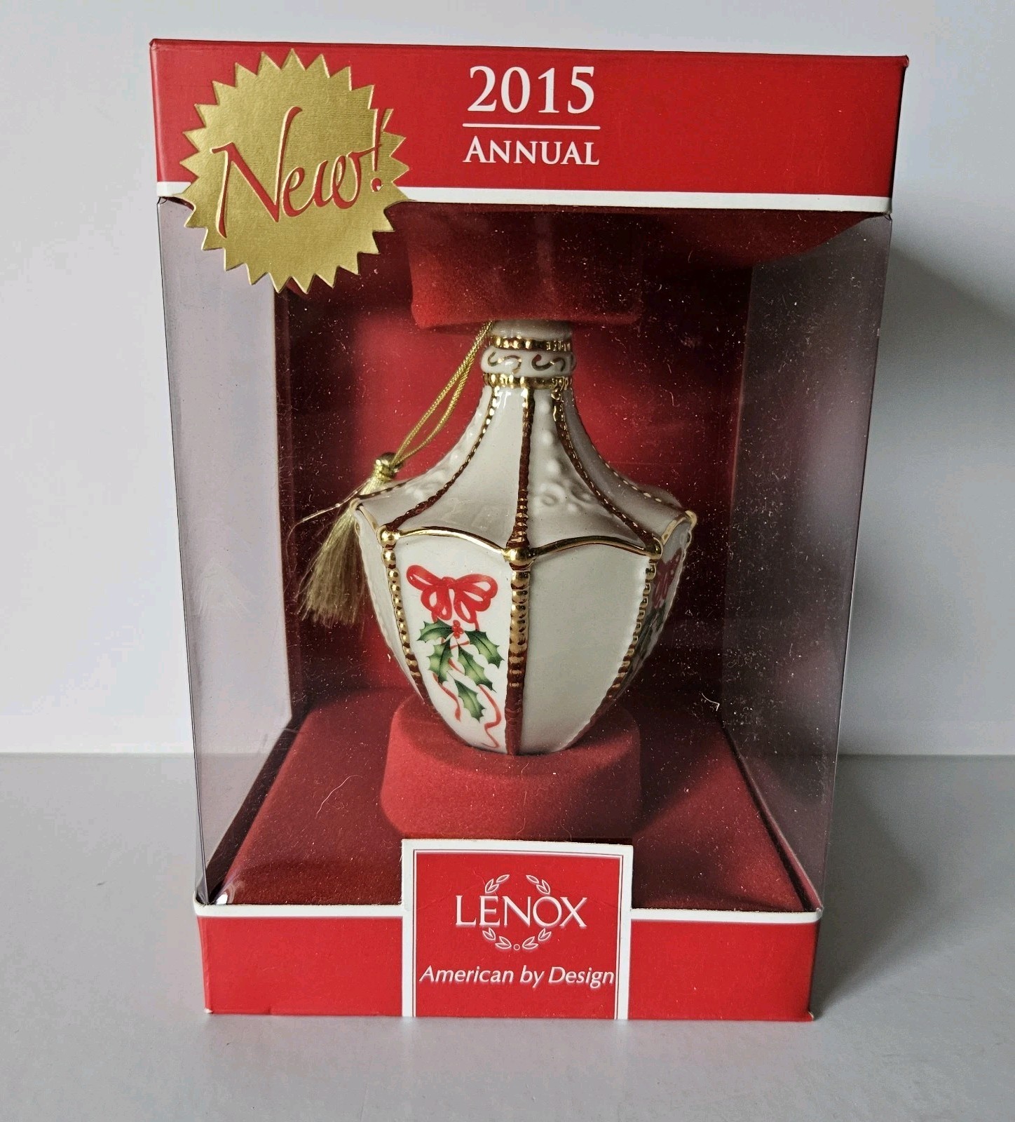 Lenox Annual 2015 Ornament Holly Ribbon Motifs 24k Gold Trim 