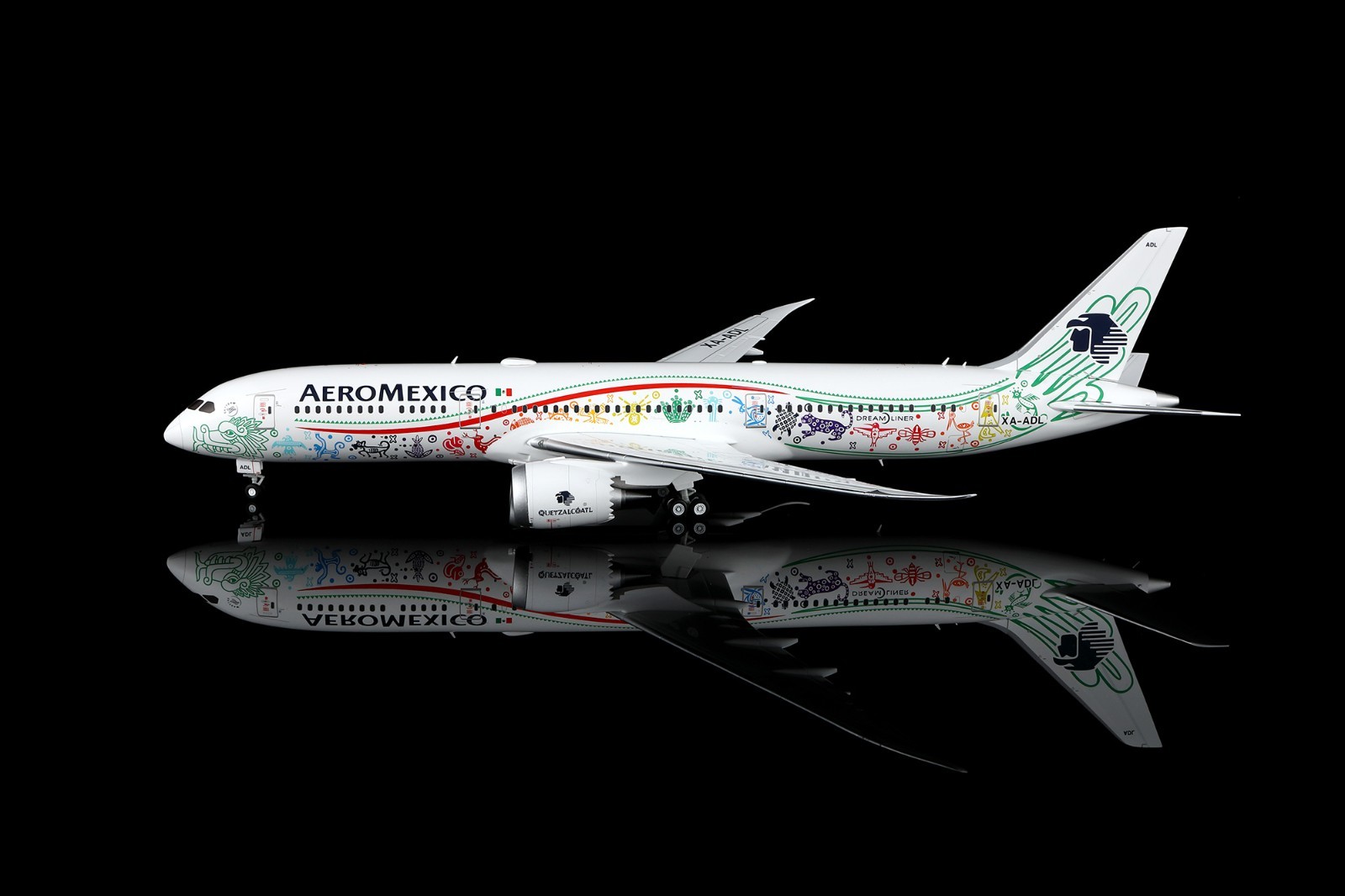 SQ Wings 1:200 Aeromexico Boeing 787-9 XA-ADL \