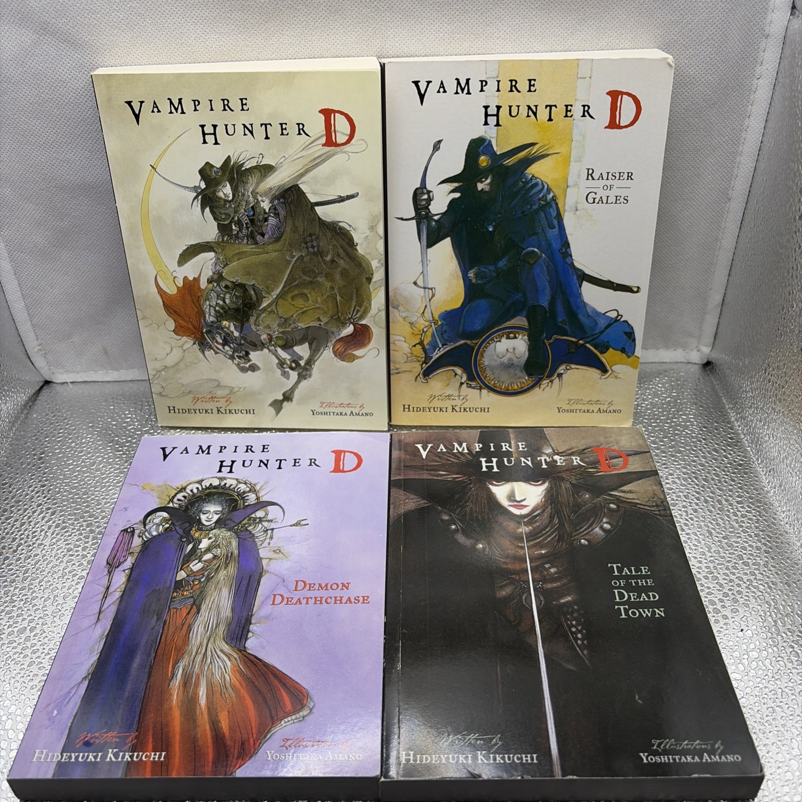 Vampire Hunter D Volumes 1-4 Hideyuki Kikuchi Book Lot