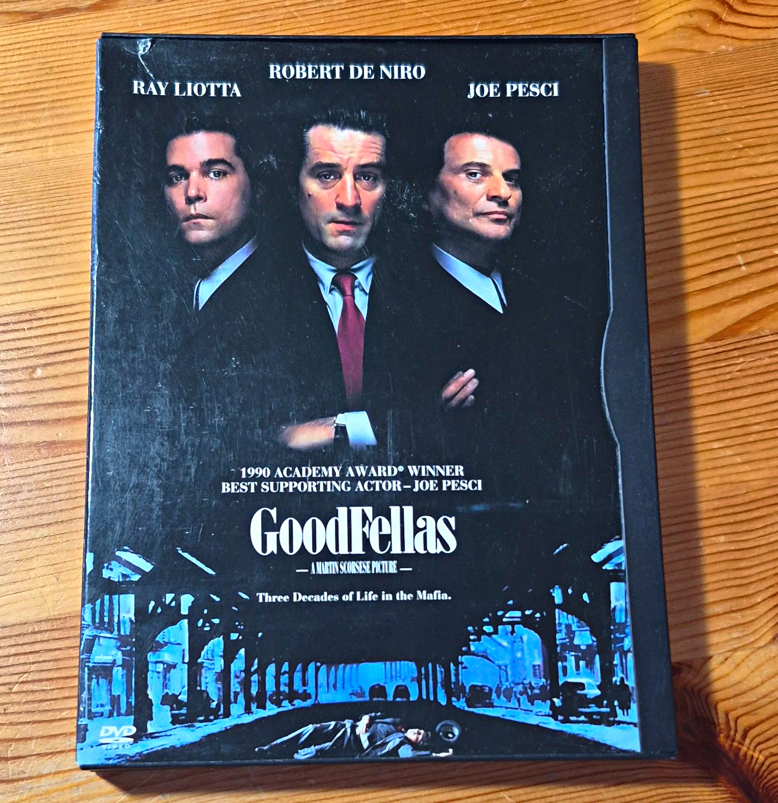 Warner Bros. GoodFellas DVD R Widescreen 146min Martin Scorsese Ray Liotta Warner Bros. GoodFellas DVD R Widescreen 146min Martin Scorsese Ray Liotta