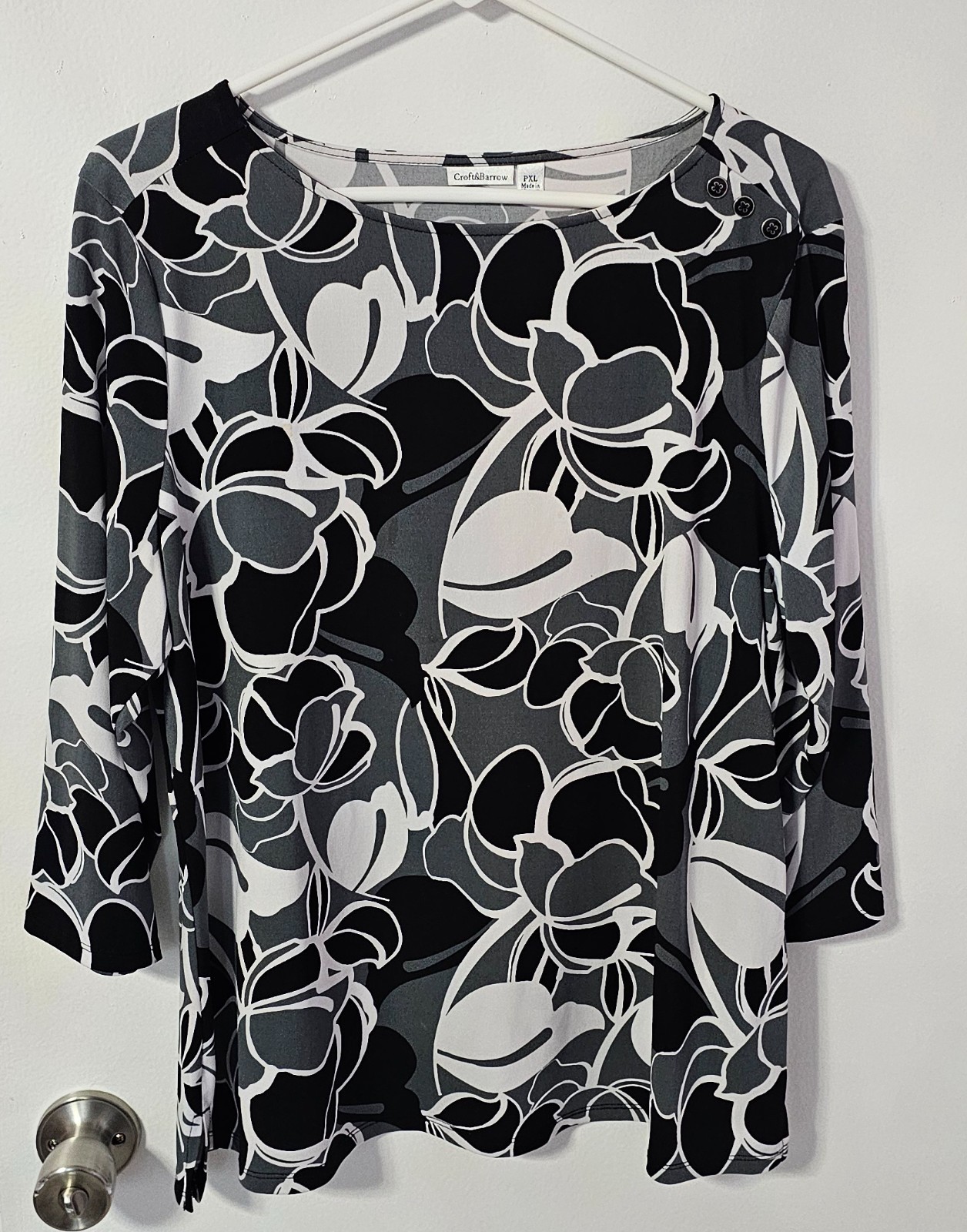 Croft and Barrow Women\'s 3/4 Sleeve Floral White Top PXL Croft and Barrow Women\'s 3/4 Sleeve Floral White Top PXL