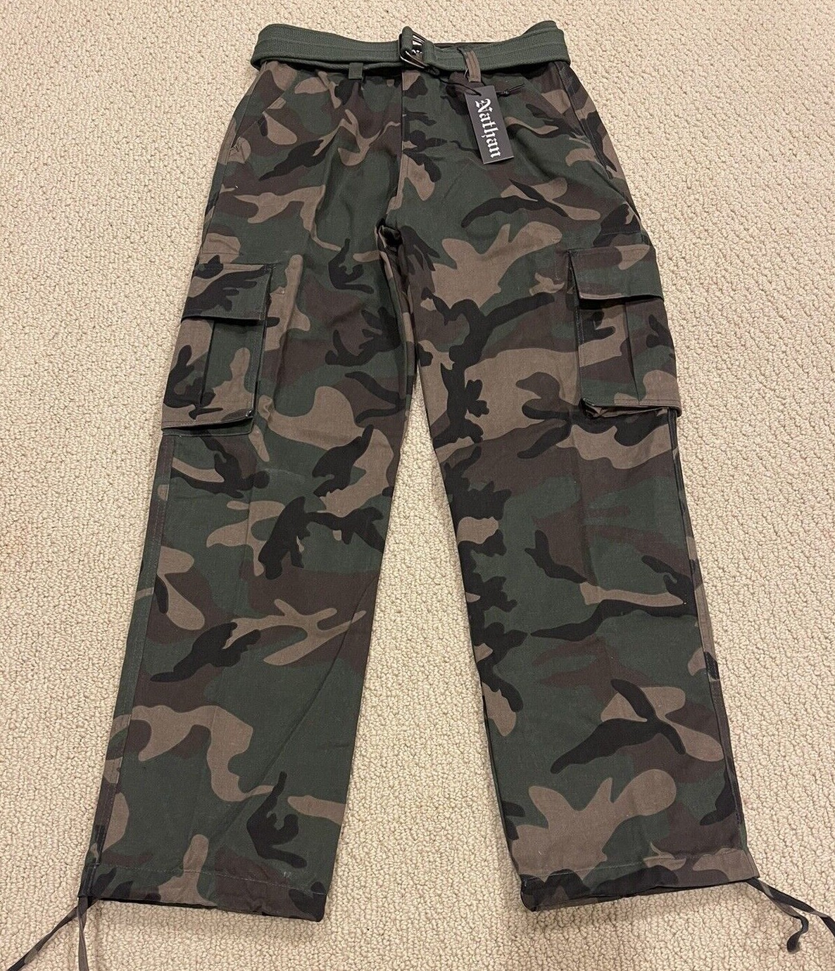 NWT Men’s Nathan Woodland Green Camouflage Belted Cargo Pocket Pants ALL SIZES NWT Men’s Nathan Woodland Green Camouflage Belted Cargo Pocket Pants ALL SIZES